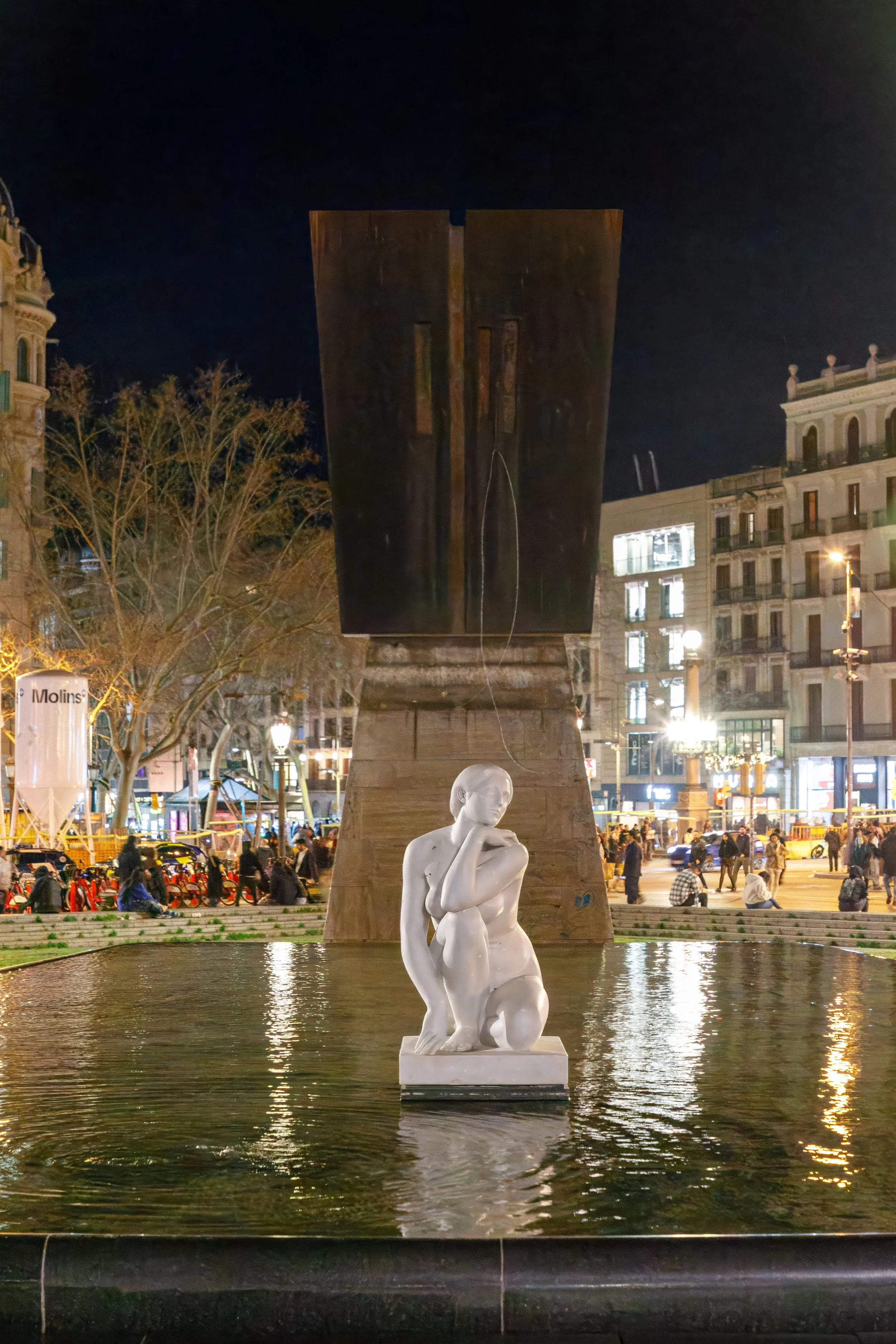  Fountain opposite the  monument  looking towards the start of the Rambla 