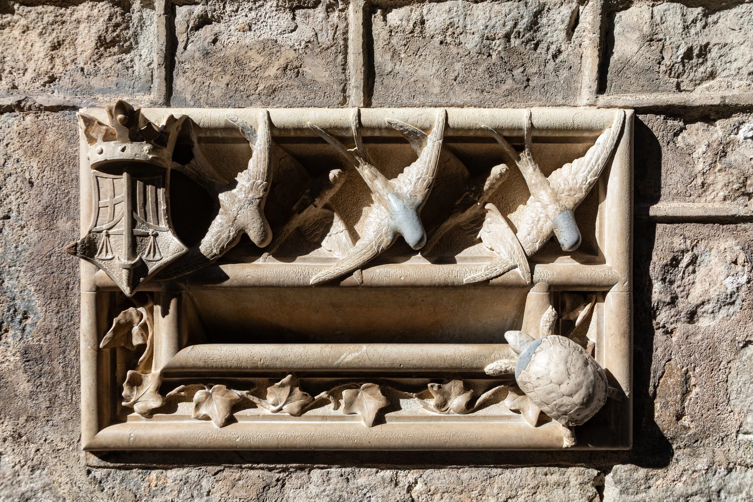  Intricately carved mailbox, located on the facade of the Casa de l'Ardiaca (Archdeacon's House) 