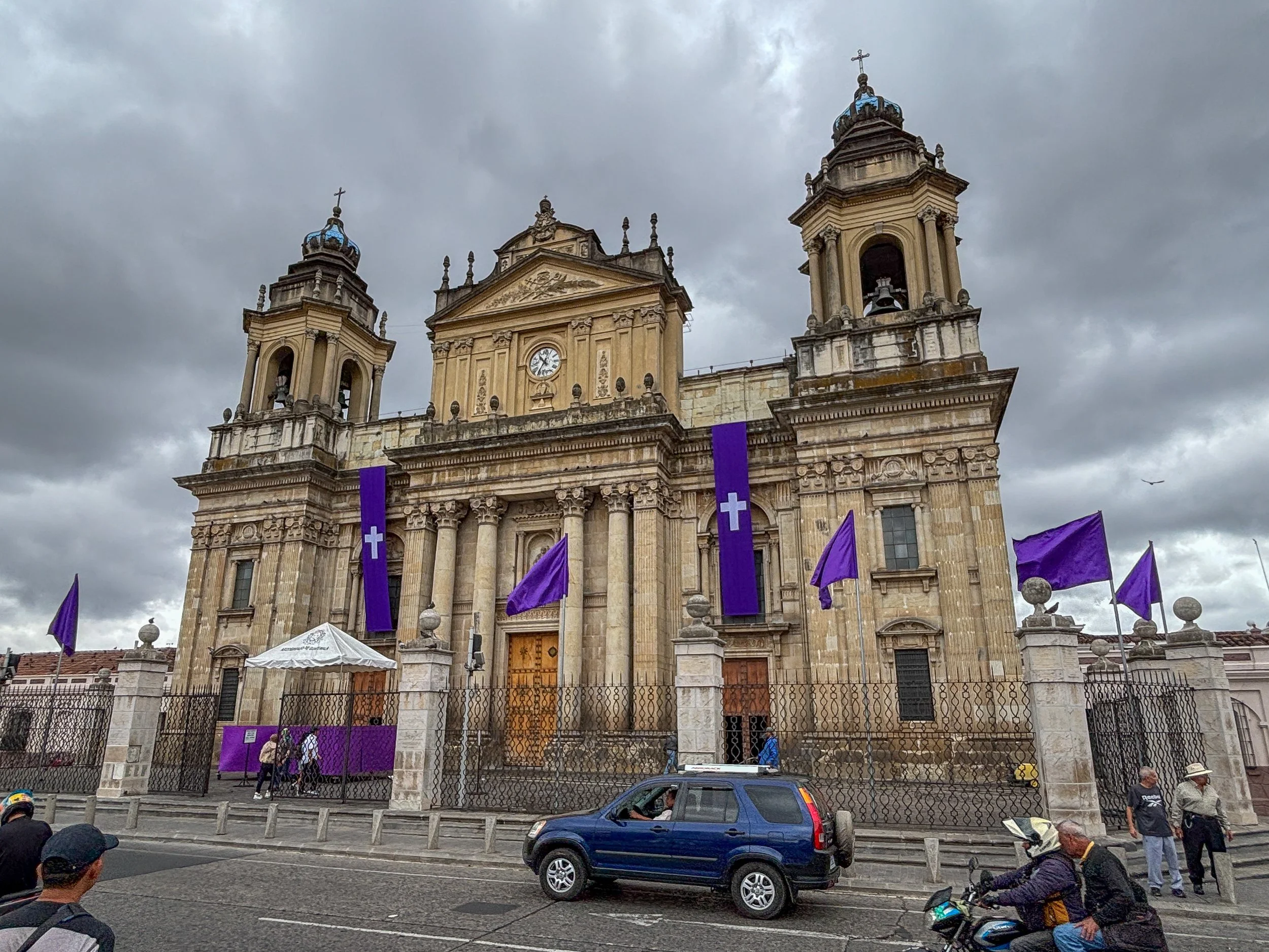  Roman catholic Catedral Primada Metropolitana de Santiago (1815) also off main the city square 