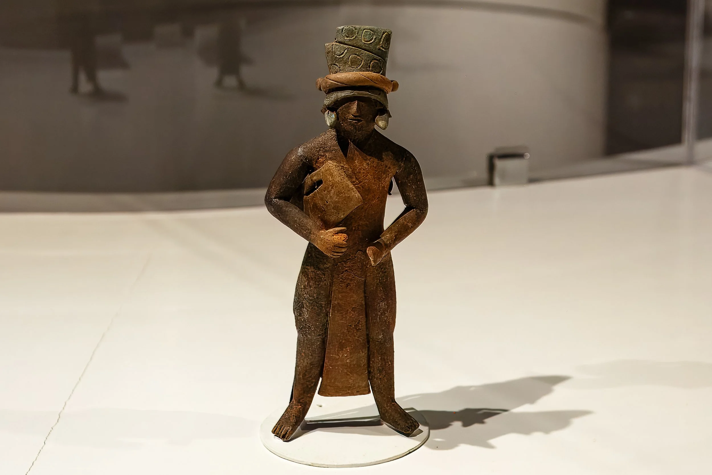  Ancient (550-950AD) Maya ceramic figurine 