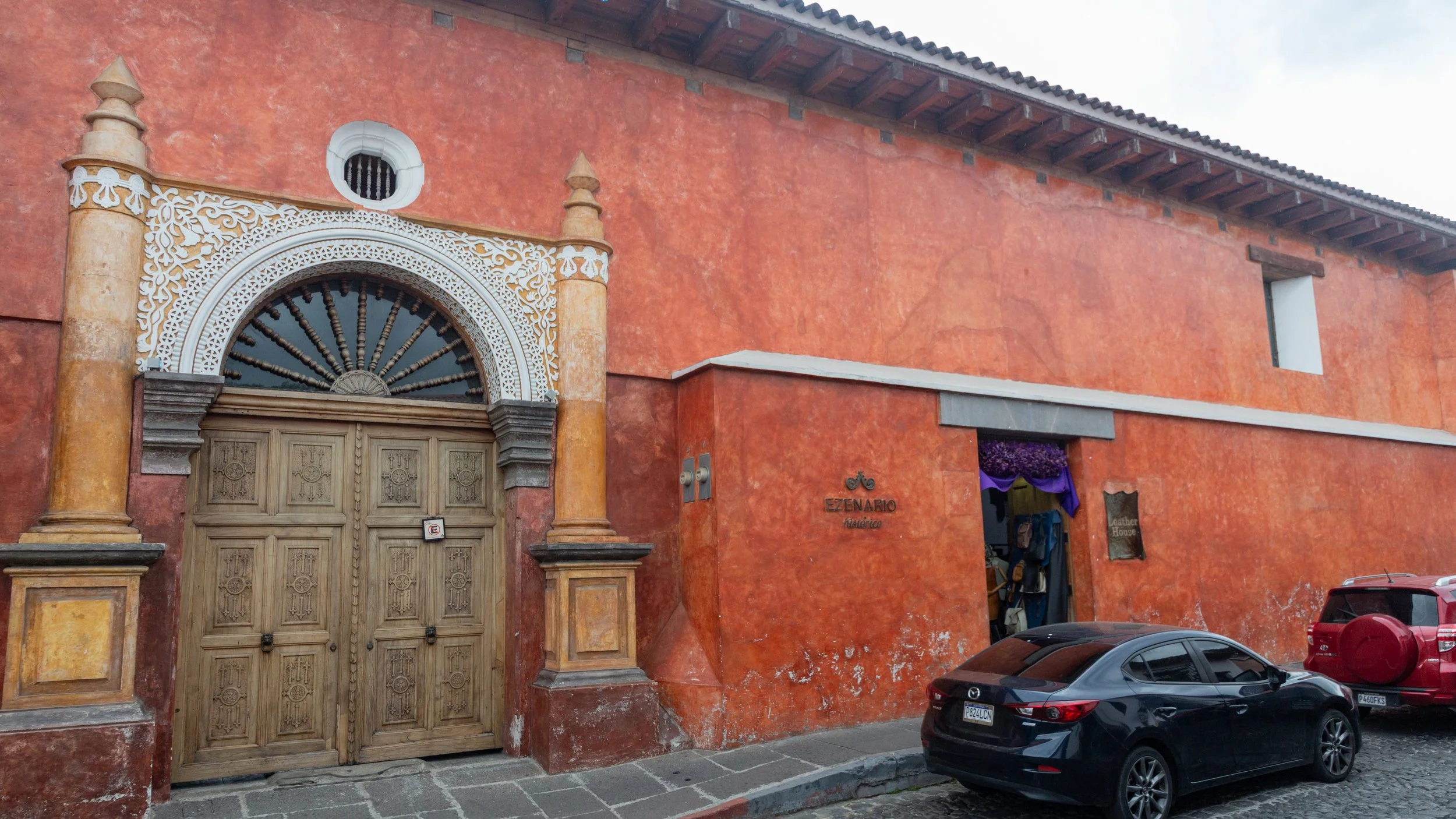  Very different architecture adorning this entrance in the colonial building 