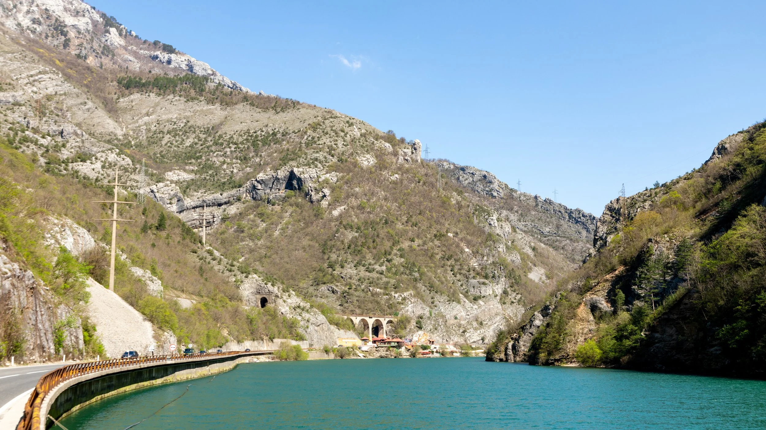  The modern road cradles the river 