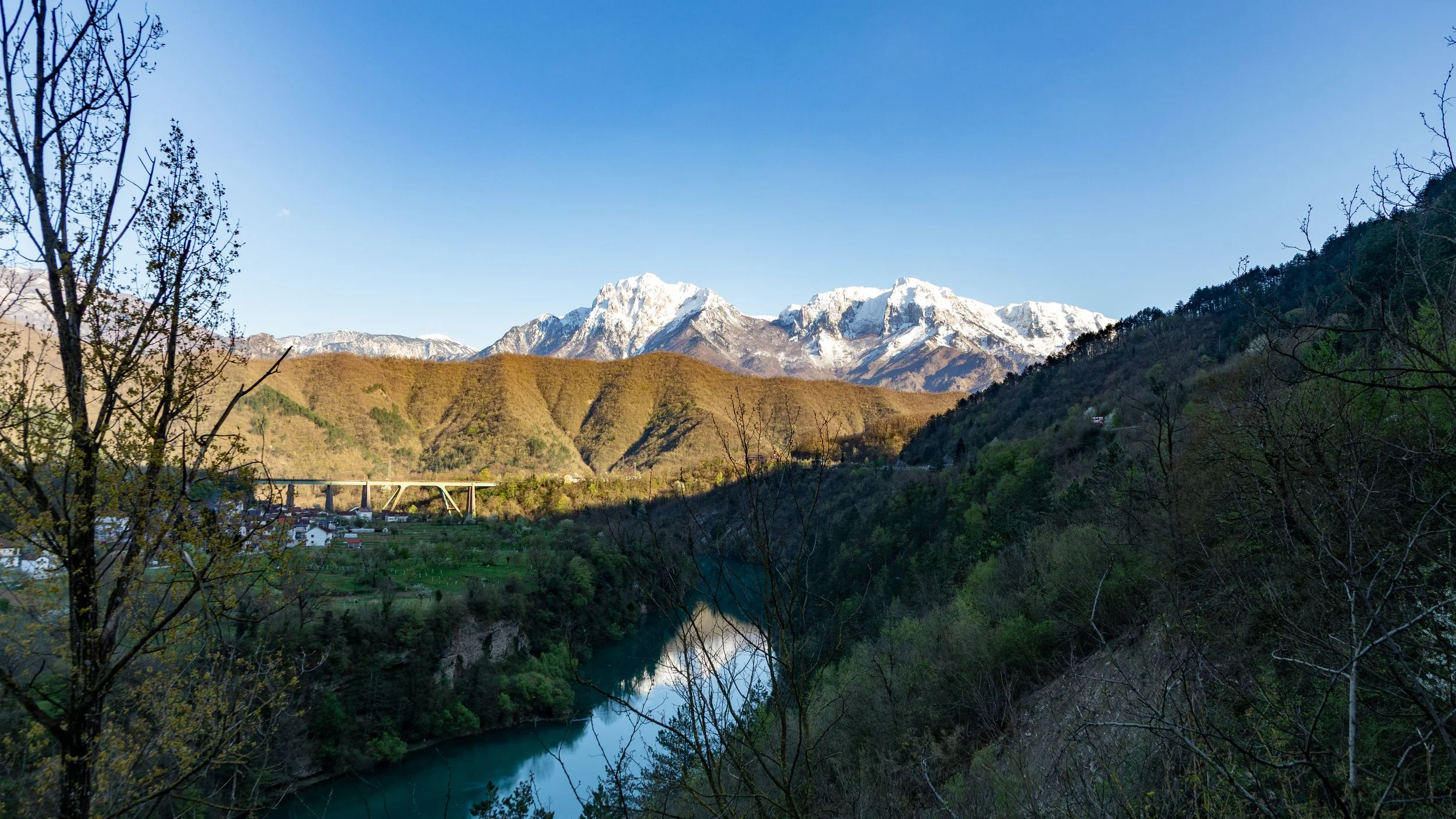  Stopping again at Jablanica and Neretva River with bluer skies 