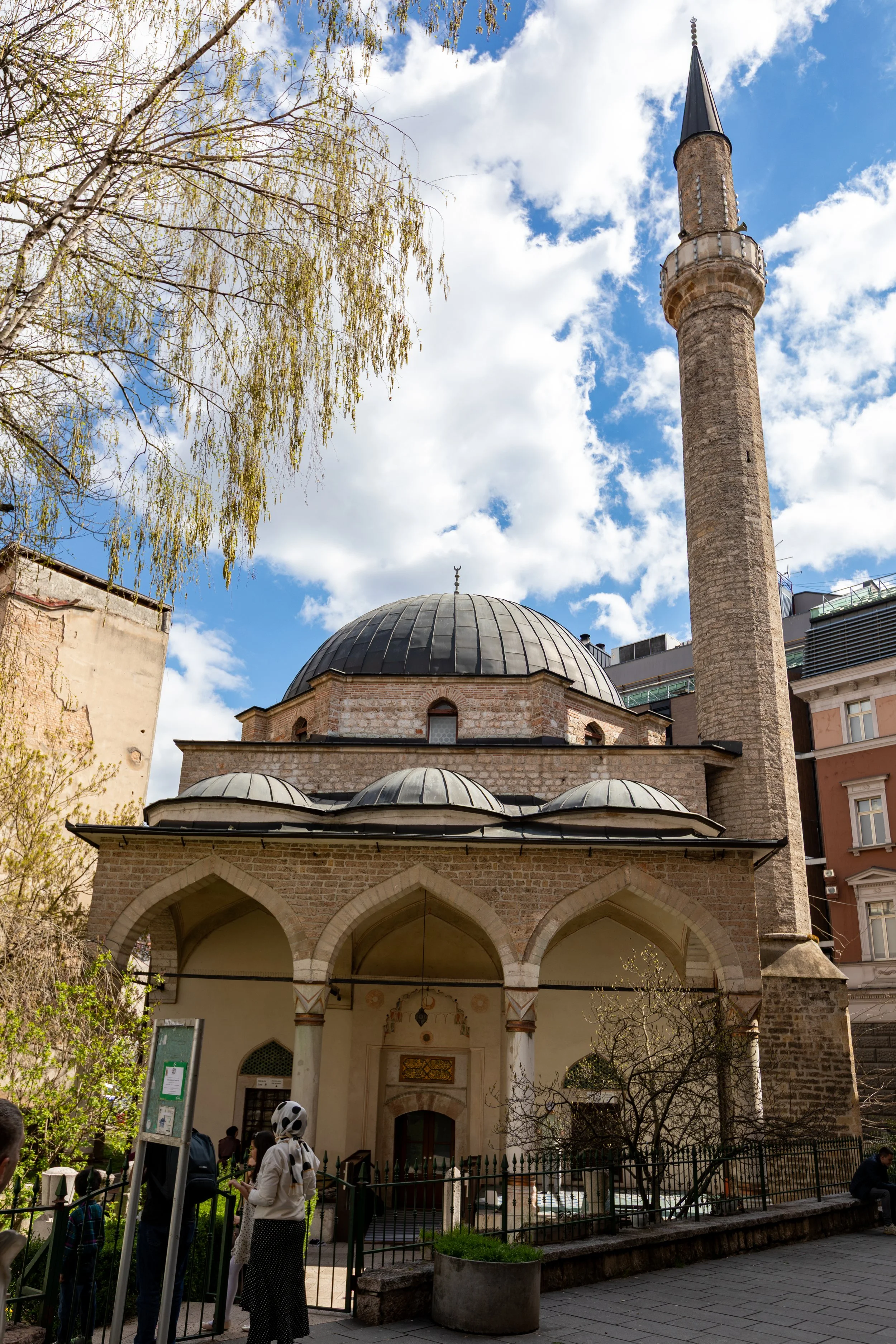  Ferhadija Mosque, a 16th-century Ottoman-style landmark, is one of five surviving dome mosques from that era in the city and was declared a national monument in 2004 