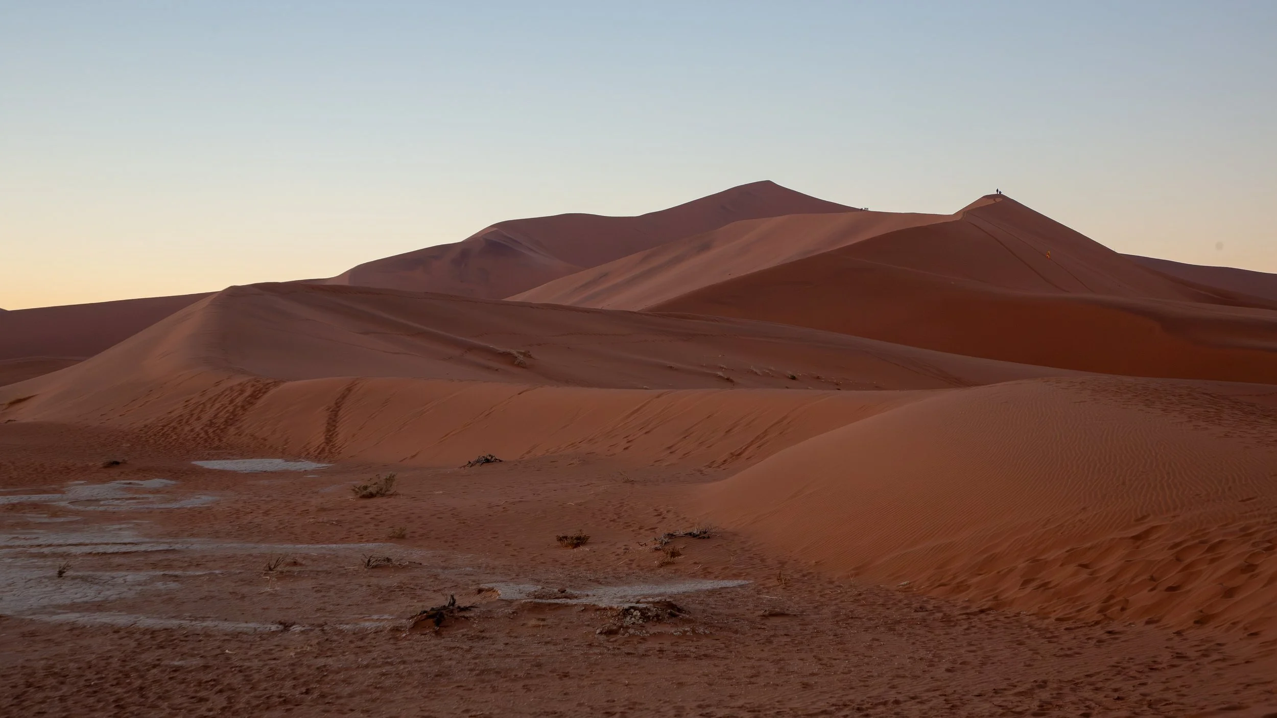  Our first view of the massive iconic sand dunes of Sossusvlei that stretch all the way to the coast 