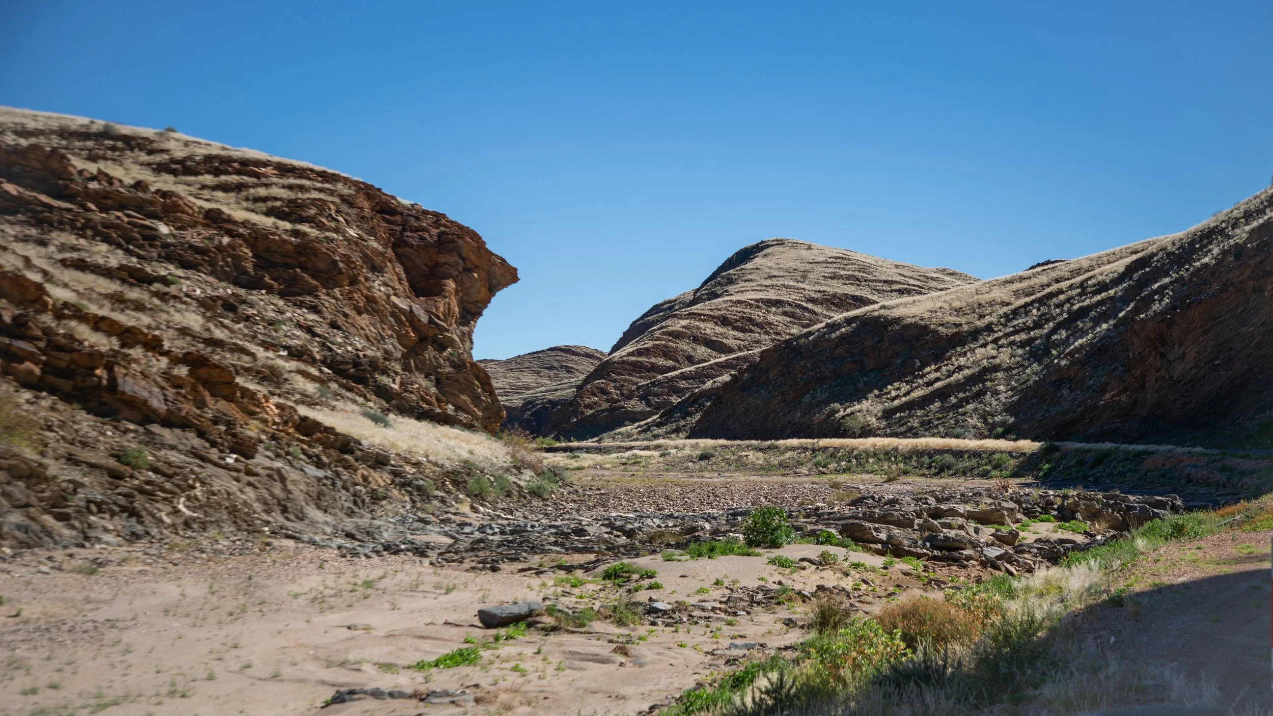  The rough road making its way through the canyon pass 