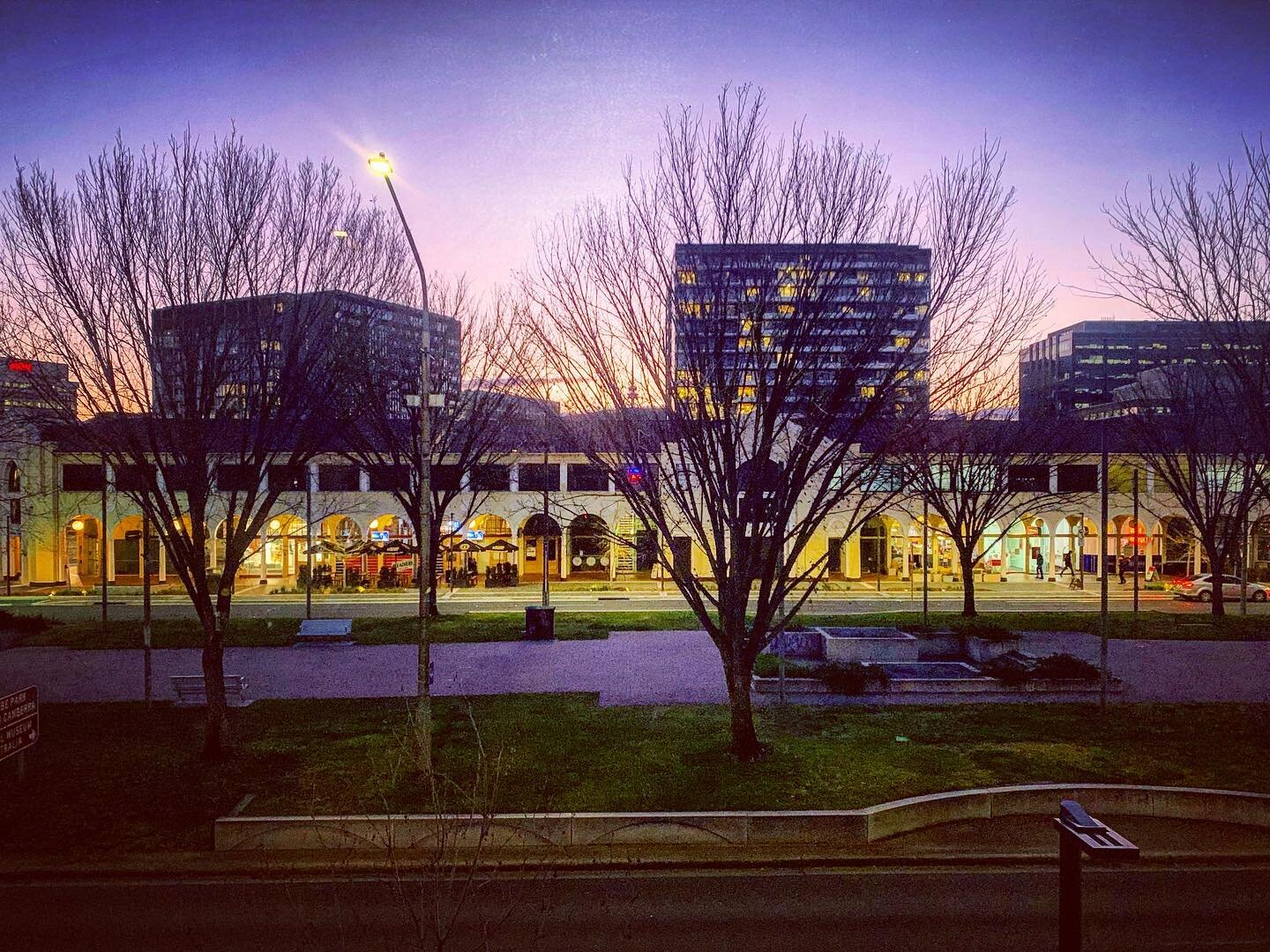 Dusk view from the office...
@de.rome.architects 

#sydneybuilding #canberra #winter