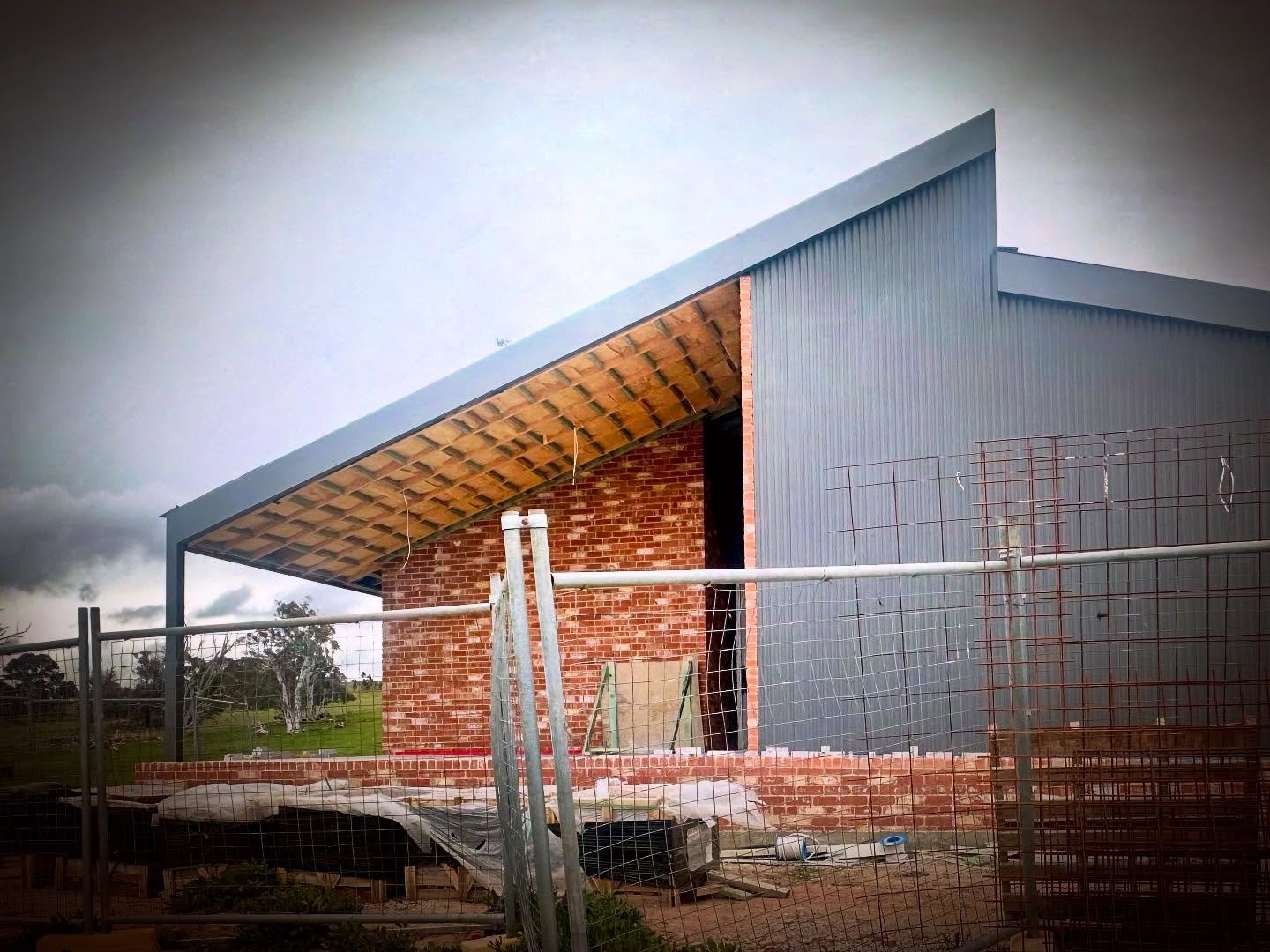 Gundaroo House 🏠 

Site visit with @glosswood in preparation for timber ceilings to begin 🔨🪜

Architect: @de.rome.architects 
Builder: @casey.projects 

#architecture #interiordesign #gundaroo