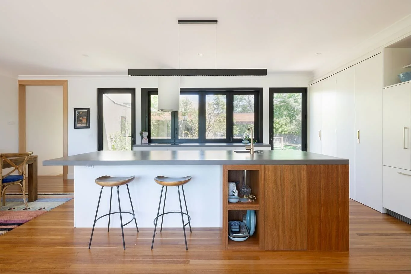 Maple Tree House 🌳 

Architect &amp; Interior Designer: @de.rome.architects 
Builder: @braithwaitebuilding 
Photographer: @mr_adam_mcgrath 

#architecture #interiordesign #concretebenchtop #timber
#cbr #houses