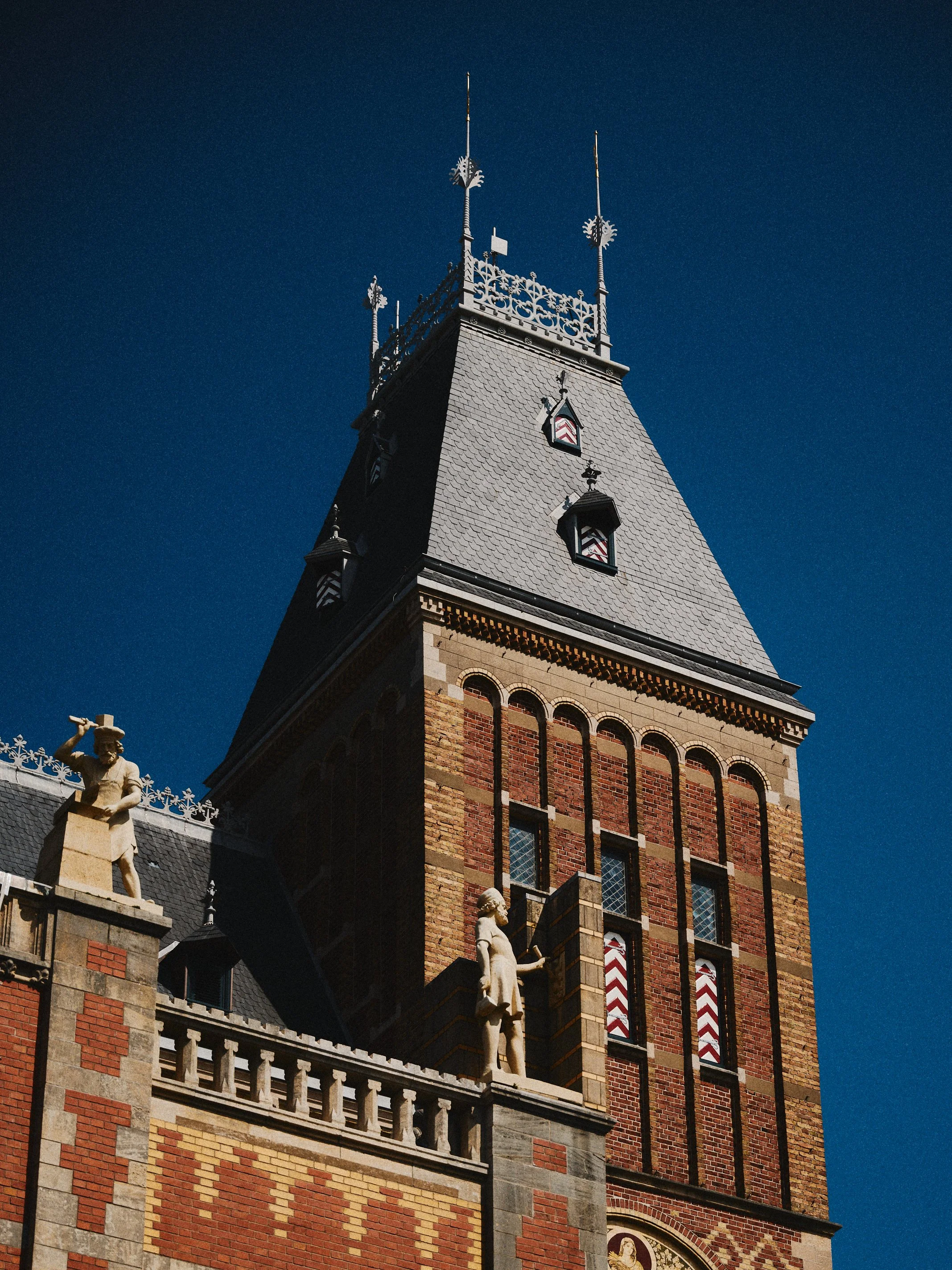 100S8662 1.jpg