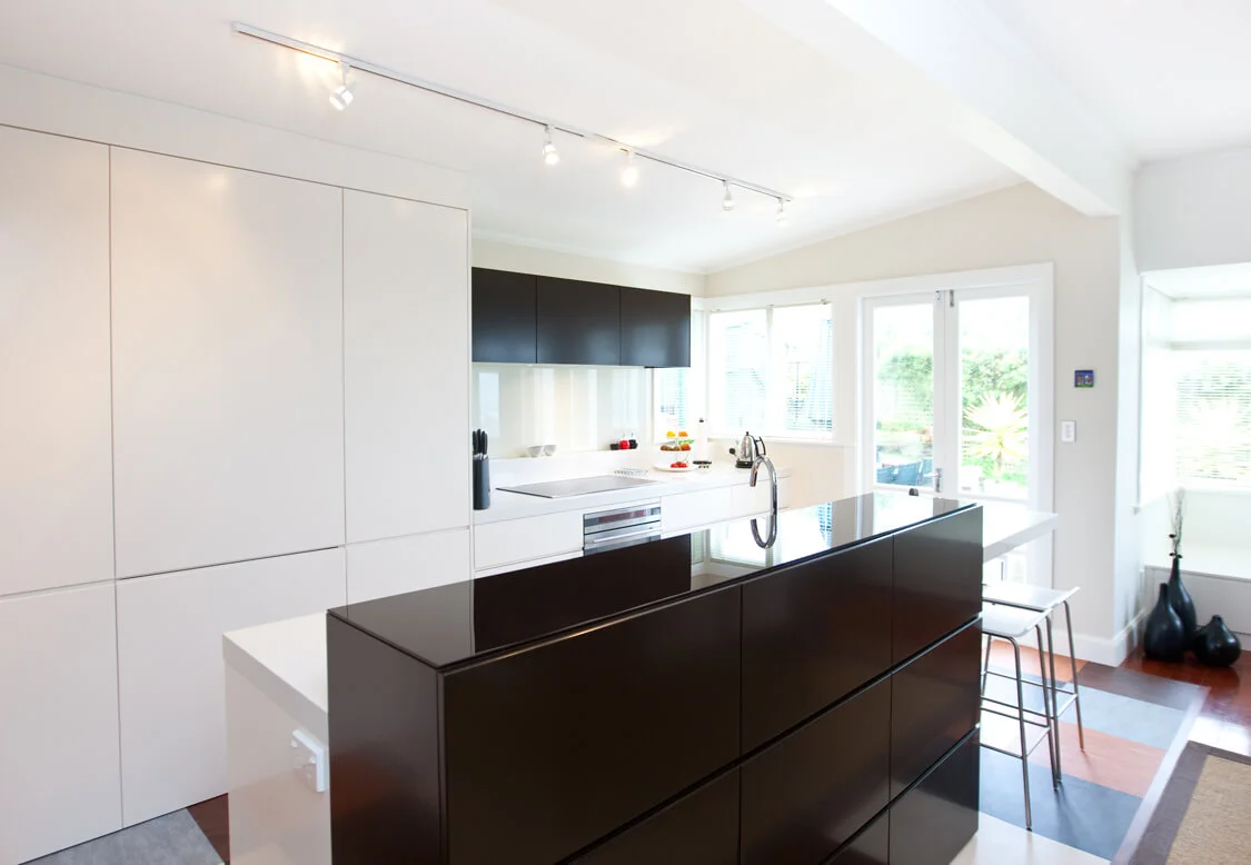 Karina & David Kielland Kitchen 08w.jpg