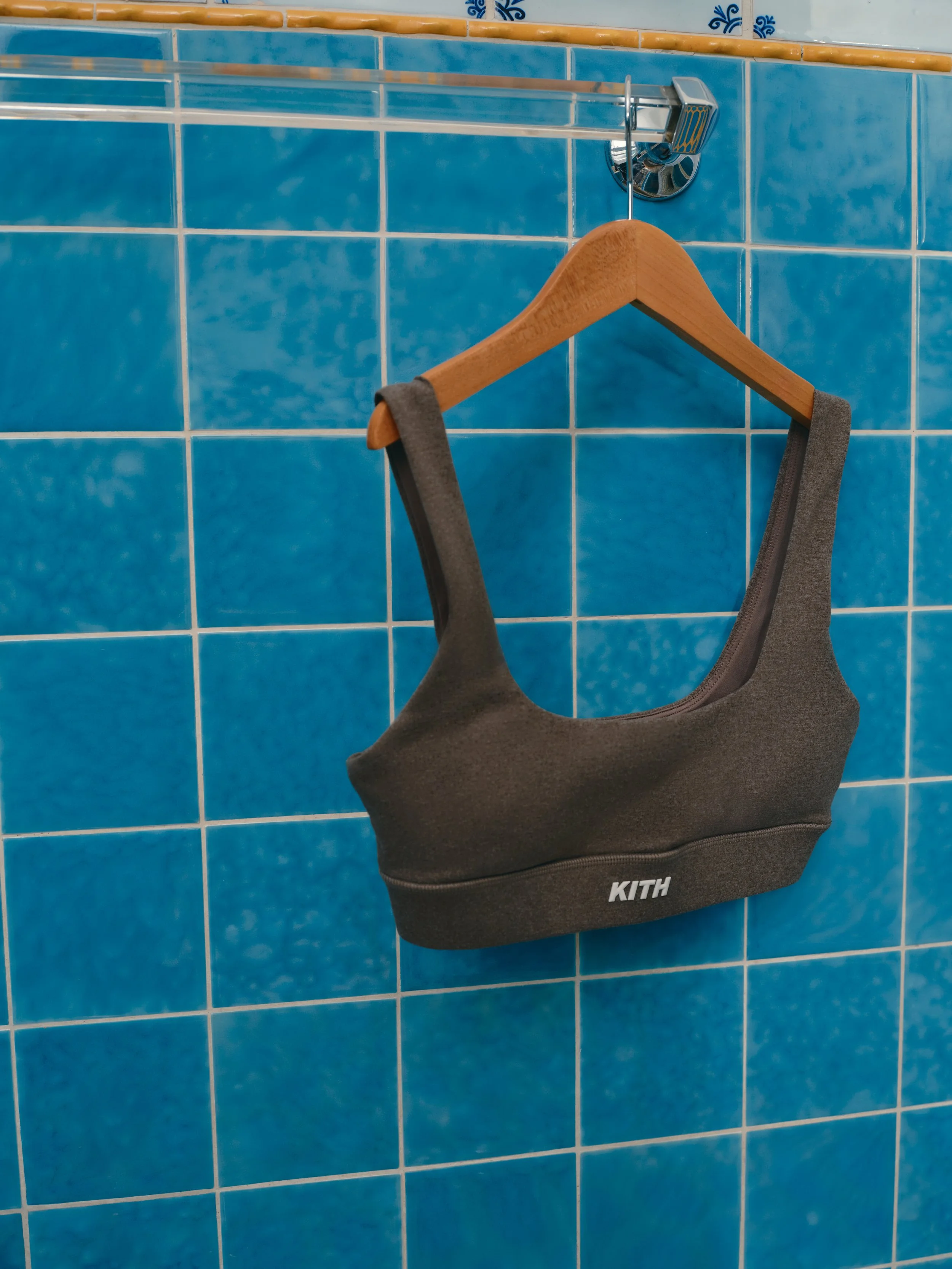 WOMENS_FALL_ACTIVE_STILL_LIFE_2507.jpeg