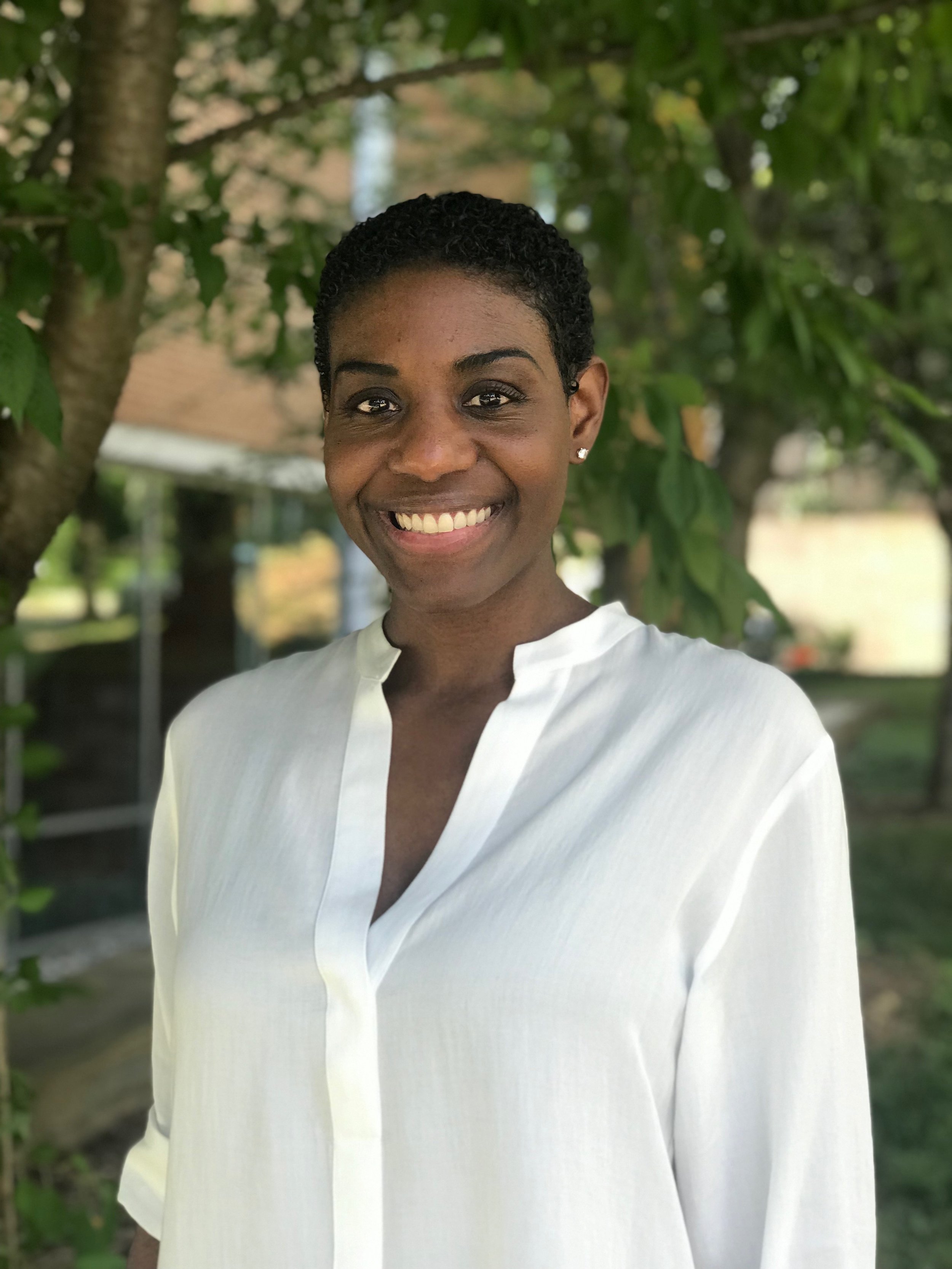 Chloe Ball, M.Ed. Hailing from Bermuda, Chloe Ball has over a decade of teaching experience in New York City and Washington, D.C. public and independent schools. Chloe completed her Master’s Degree at Hunter College in Childhood Education and provides literacy support to early childhood and elementary school students for PIL. She has established expertise in literacy intervention, curriculum development, diagnostic testing and data analysis. Chloe is experienced in meeting the needs of students by crafting stimulating and thought-provoking learning environments that promote academic excellence, reflective thinking, exploration, and collaboration. Chloe is trained in the I.M.S.E. Orton-Gillingham reading intervention program and the Fountas and Pinnell Benchmark Assessment System, and has a proven track record of success in designing multi-sensory, innovative curricula to advance student learning and development.