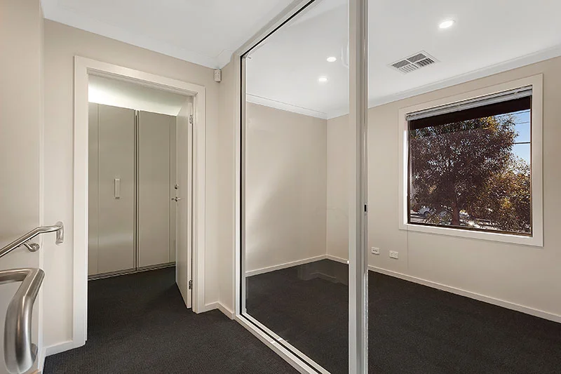 7 Glassed Office.jpg