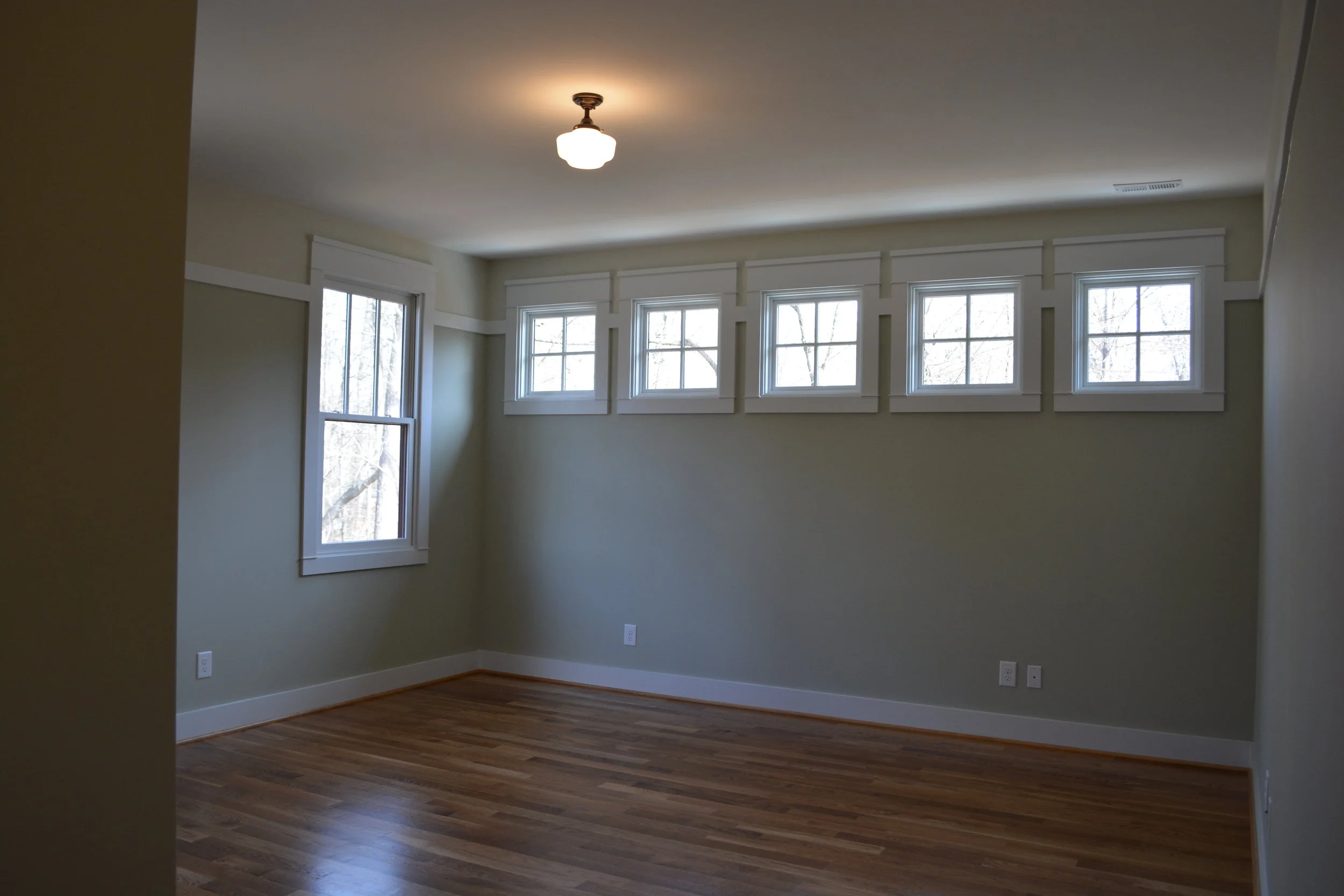 Bedroom 2.JPG