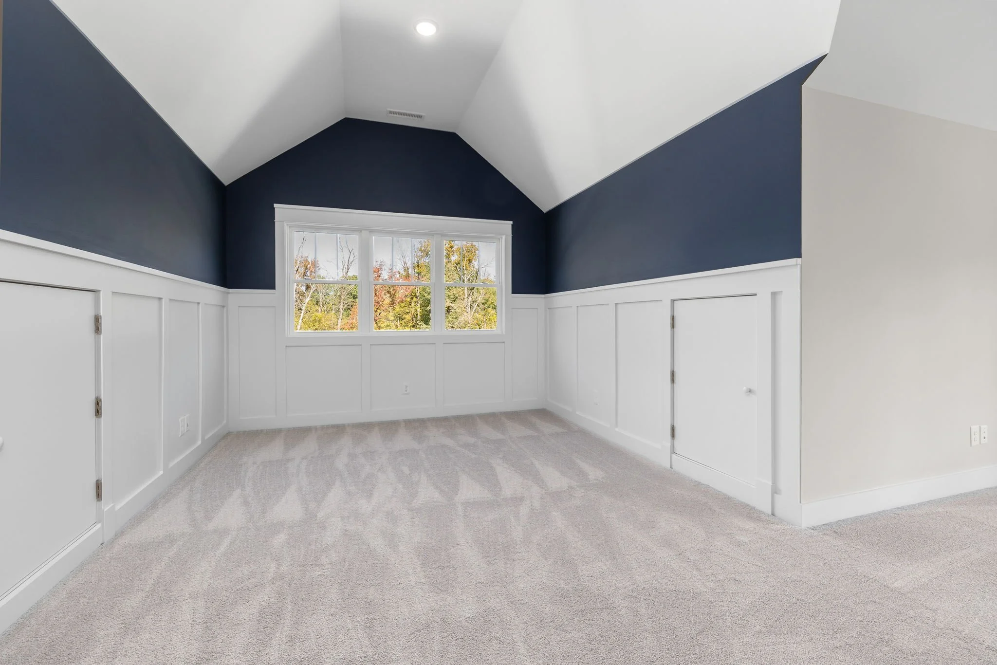 Stratford II Sitting Room Flex Space