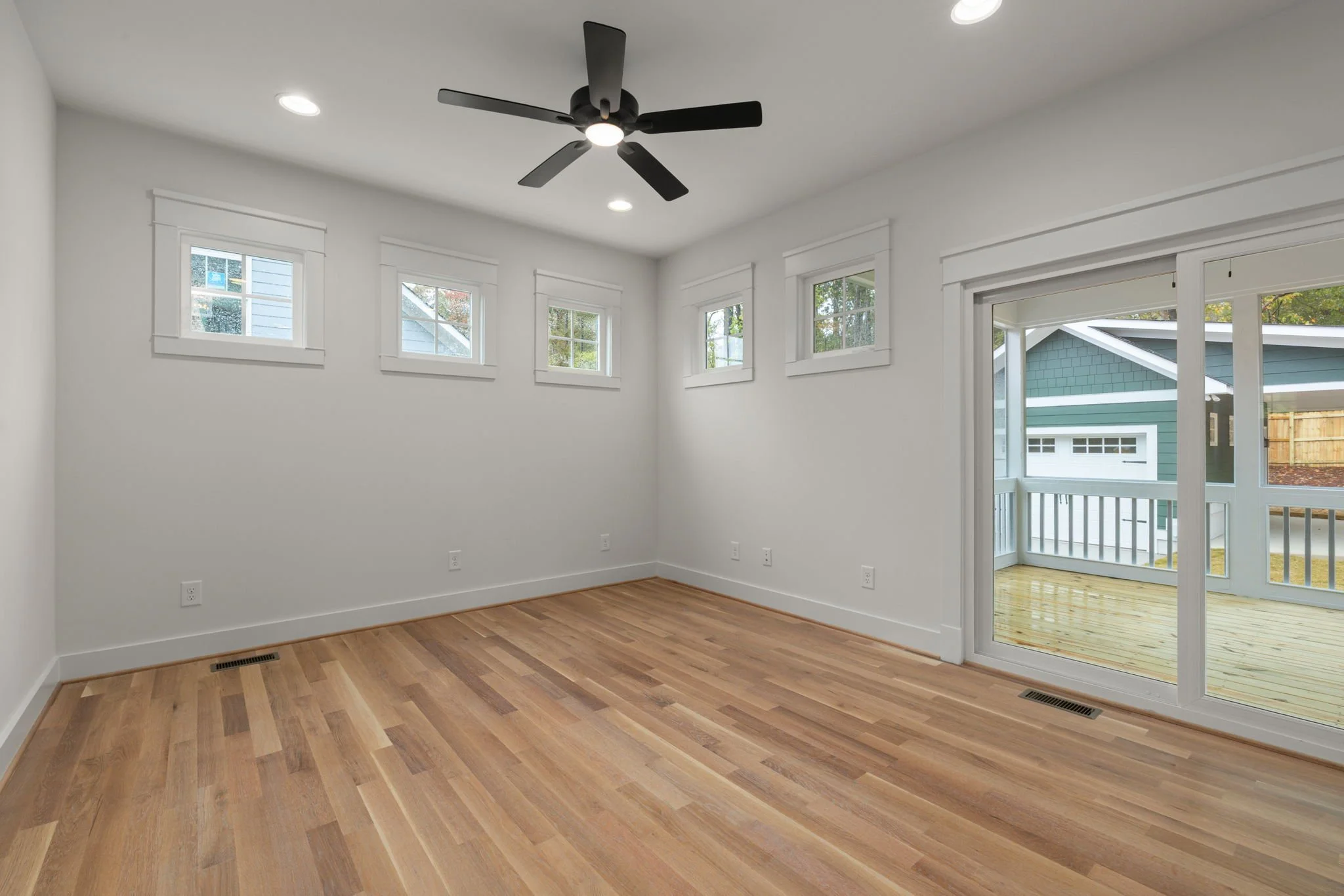 Thompson I Living Room Screened Porch
