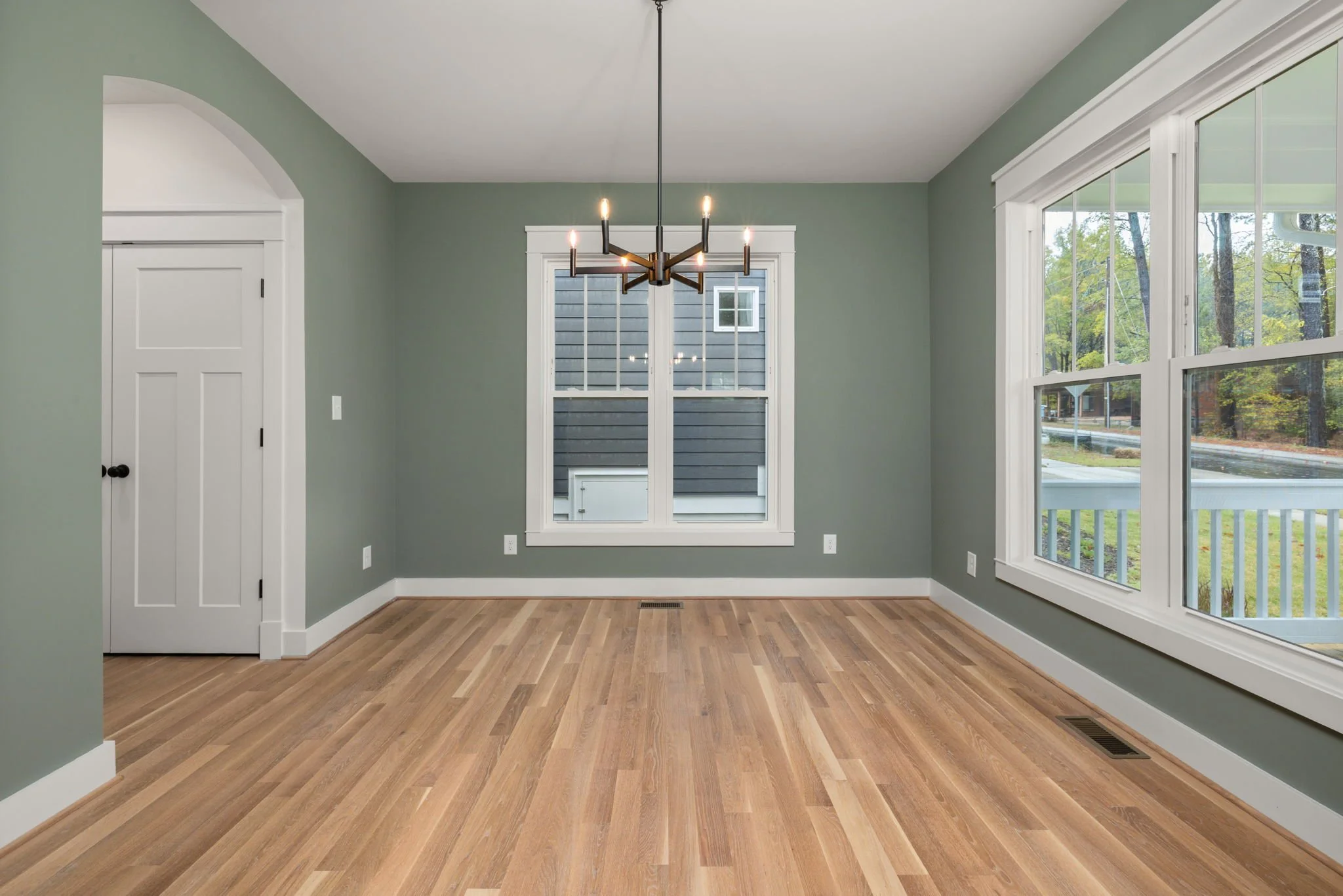 Thompson I Dining Room Pantry