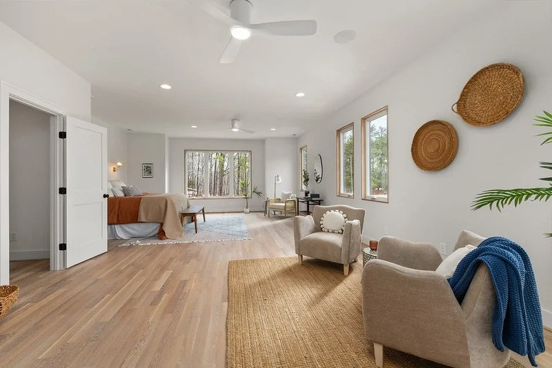 Primary Bedroom with Sitting Area.jpg