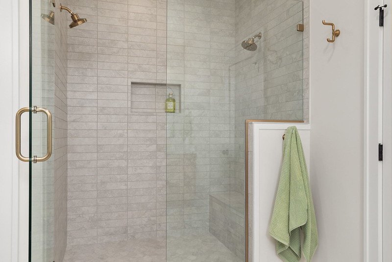 Primary Shower.jpg