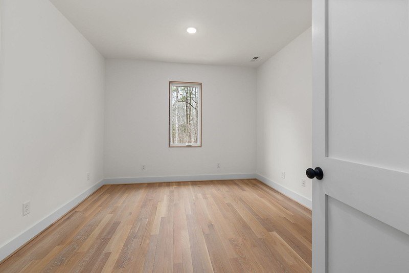 Second Floor Bonus Office Flex Space.jpg