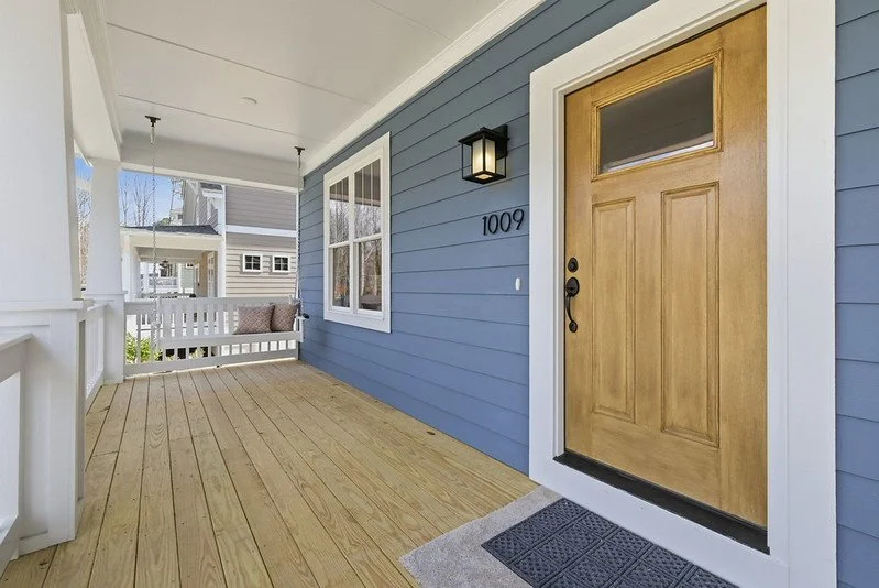 2 Porch Swing Quality Build.jpg