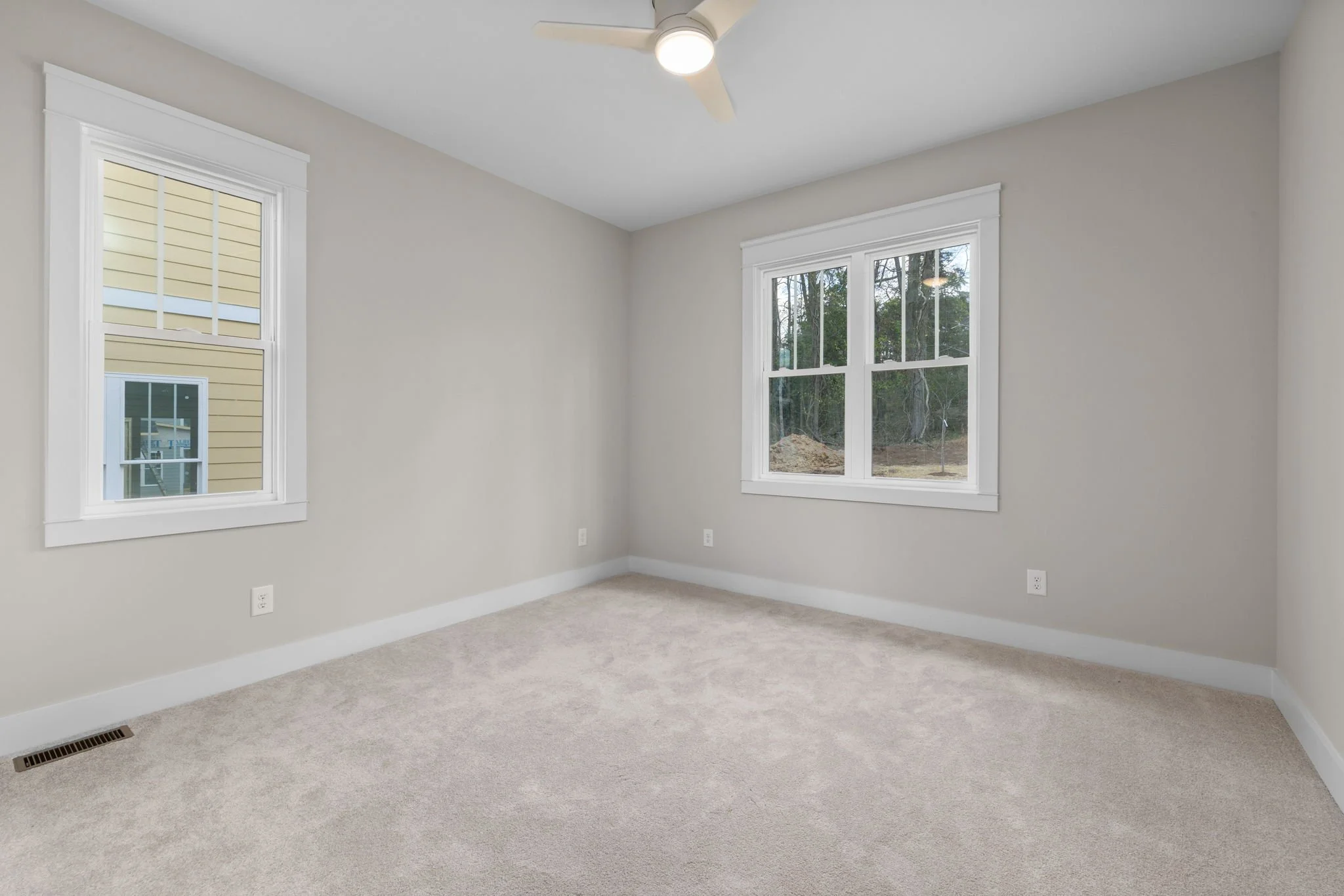 14 First Floor BEdroom 3 Guest Space Office.jpg