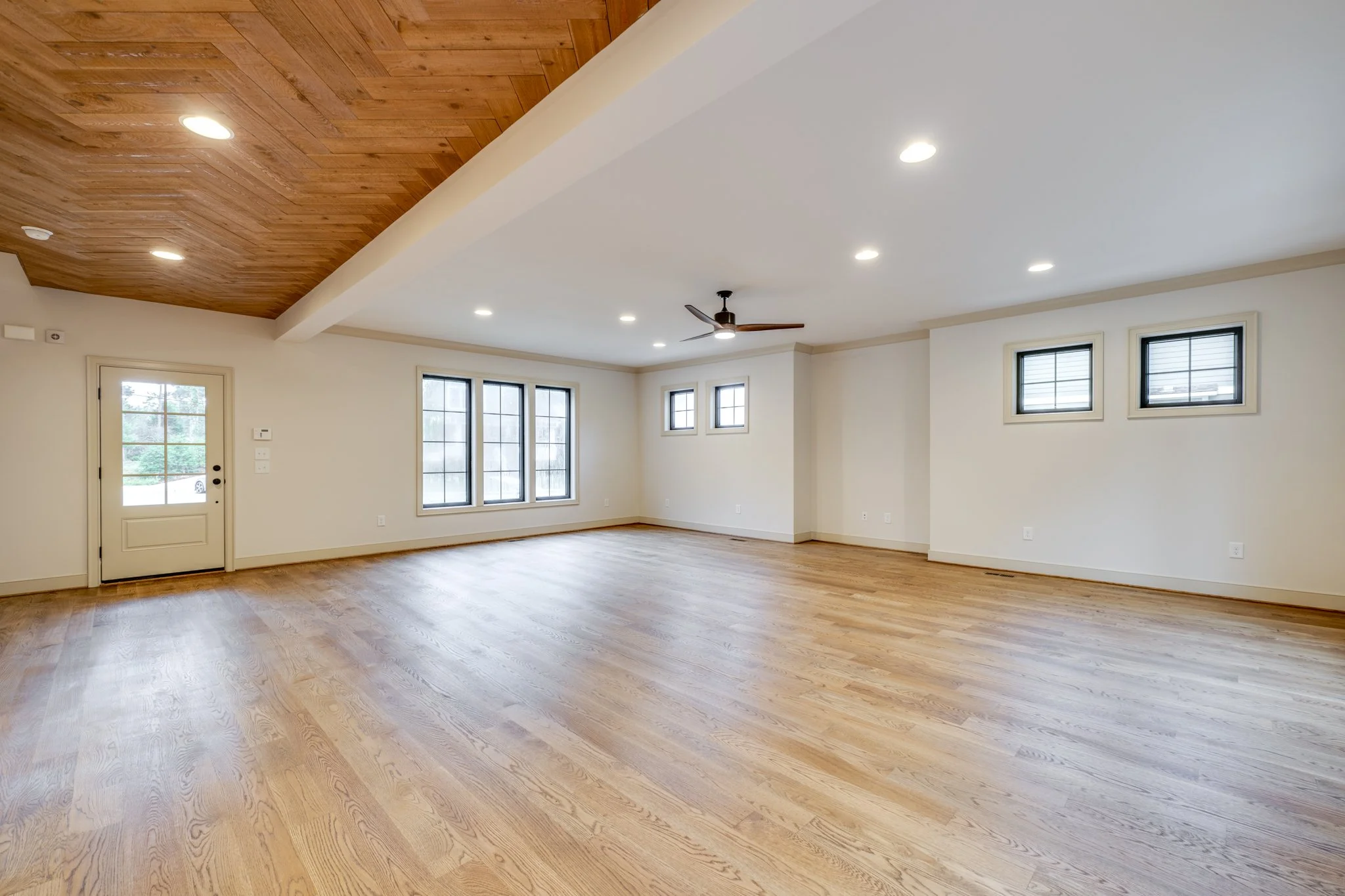 kensington-i-presale-great-room-herringbone-ceiling-durham-nc.jpg