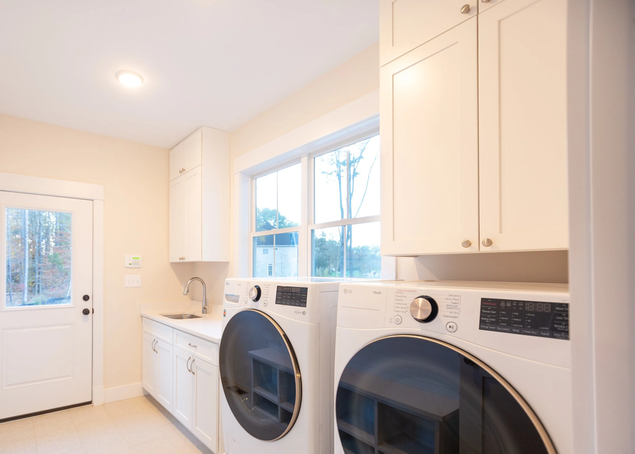 omstead-iii-presale-mudroom-cabinets-durham-nc.JPG