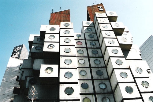 FIGURE 2: KISHO KUROKAWA’S CAPSULE TOWER