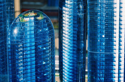 FIGURE 5: INTRICATELY DETAILED AND LIFELESS MODELS OF THE CITY.