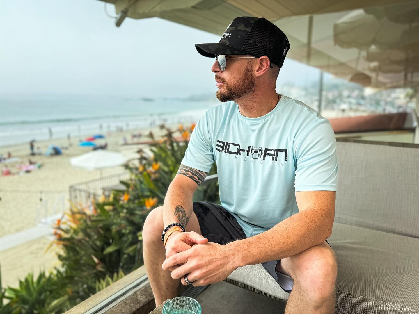 The Tahoe Ice Blue Performance Tees make for a 👌🏼beach shirt! 

#bighorn #strength #training #hunting #fitness #brand #apparel #garagegym #trainer #kettlebell #program #traintohunt #fit