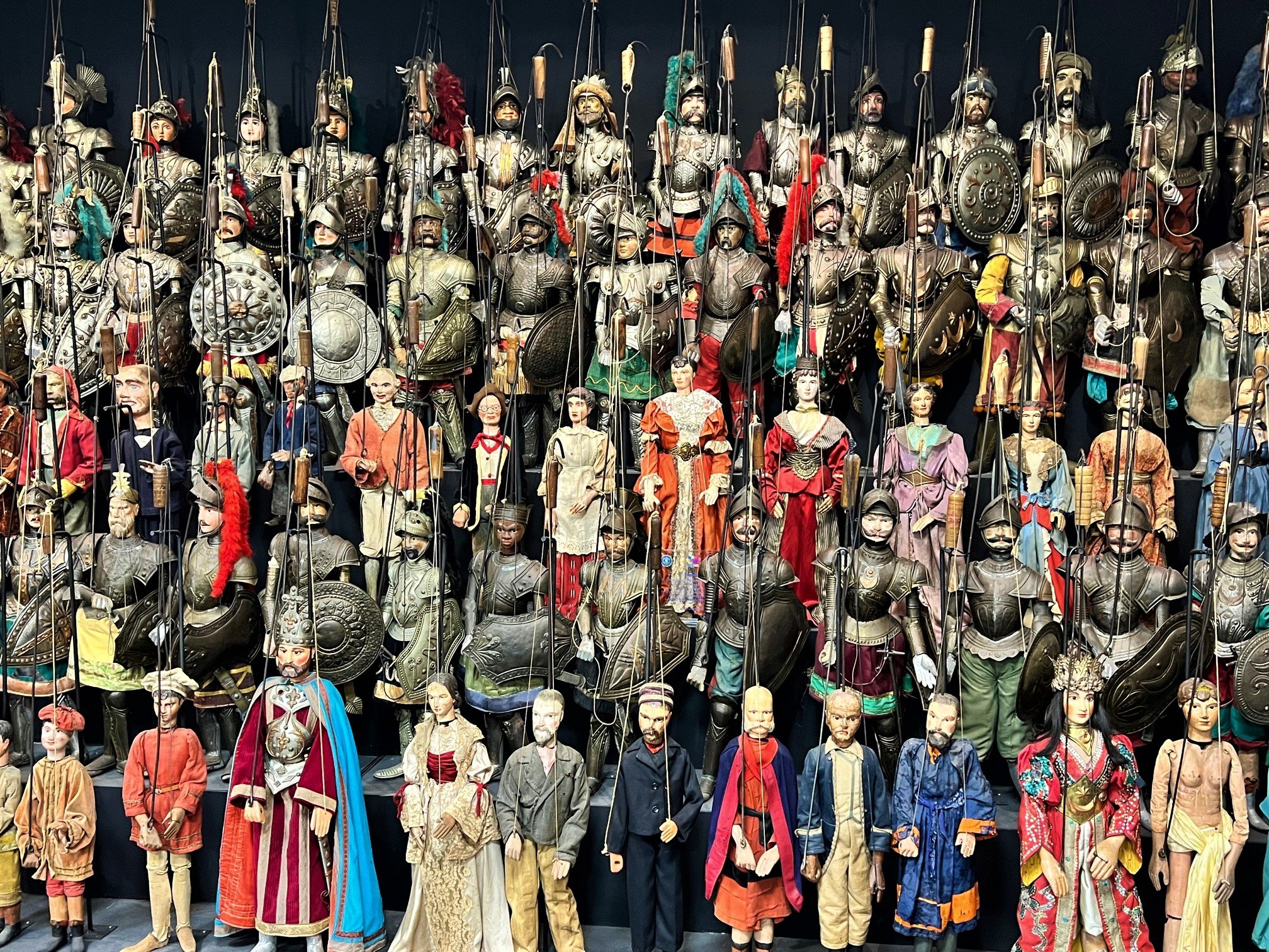 Microfiction, micro-fiction, microfiction, travel, traveling, flashfiction, short story, holiday, vacation, trip, journey, sightseeing, story, storytelling, travelblog, travel blog, slow travel, tourism, tourist, food, foodie, art, assemblage art.