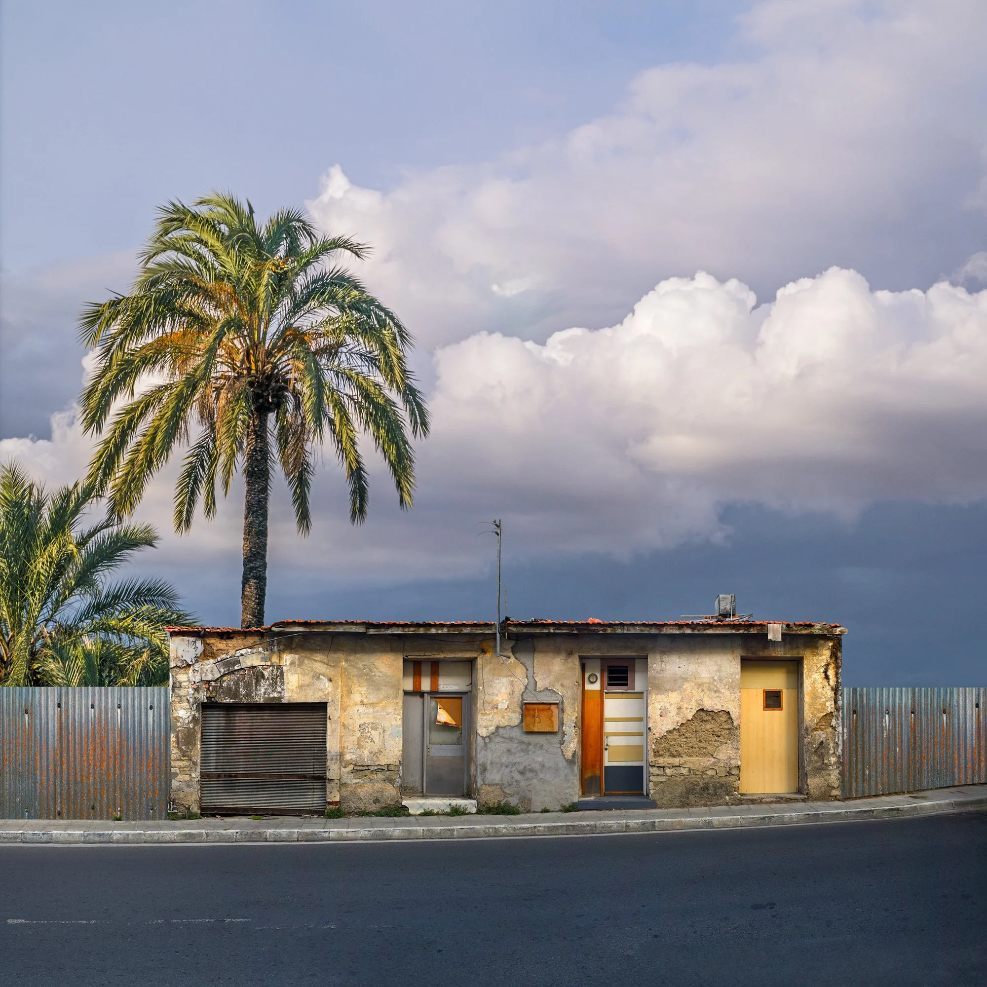 030_Lone_building_22_Limassol_1464_©AndySotiriou2020.jpg
