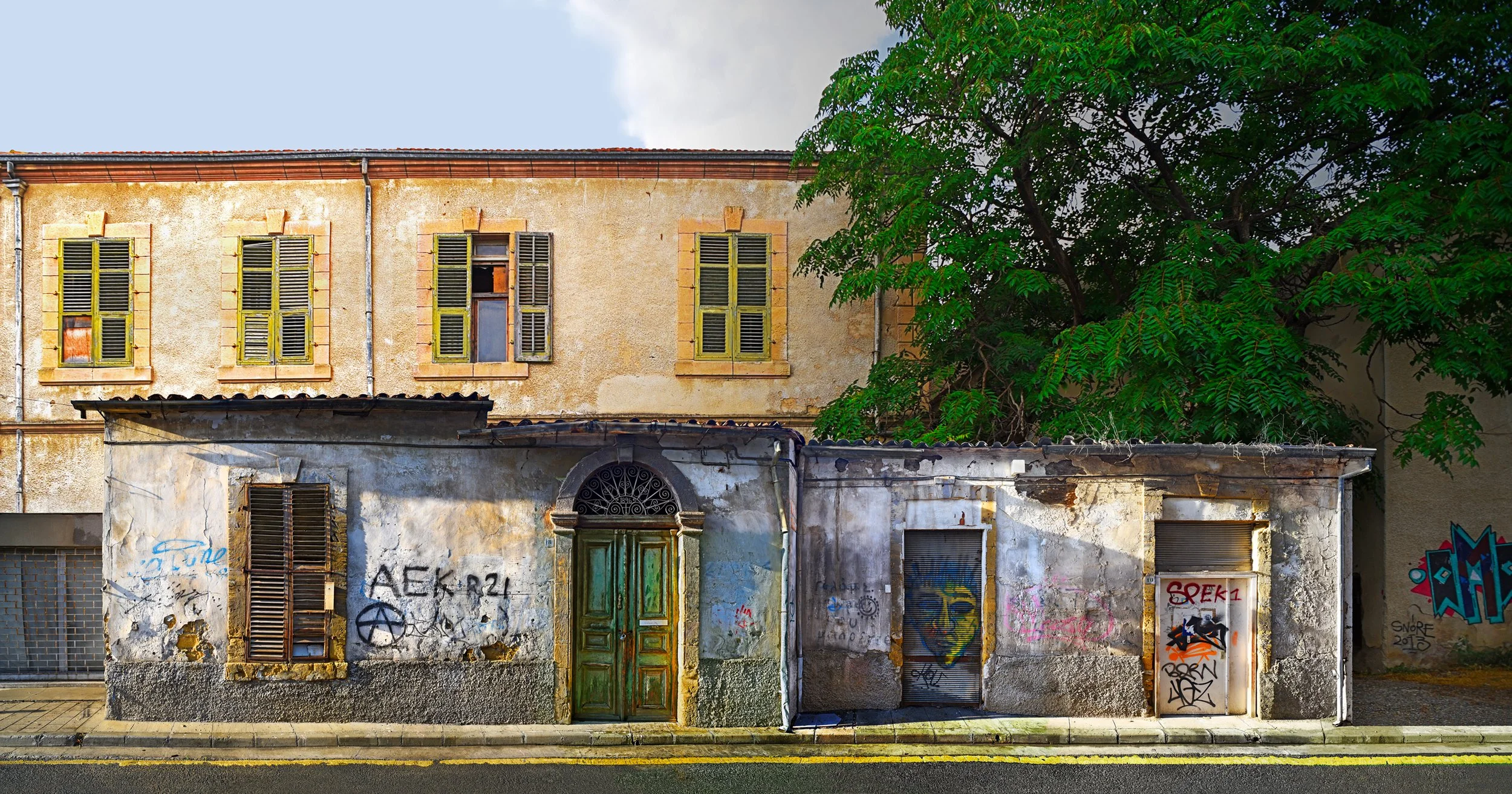 150_Lone_building_33_DSC1856-61Lone_building_18_Chipre_©Andy_Sotiriou2020.jpg