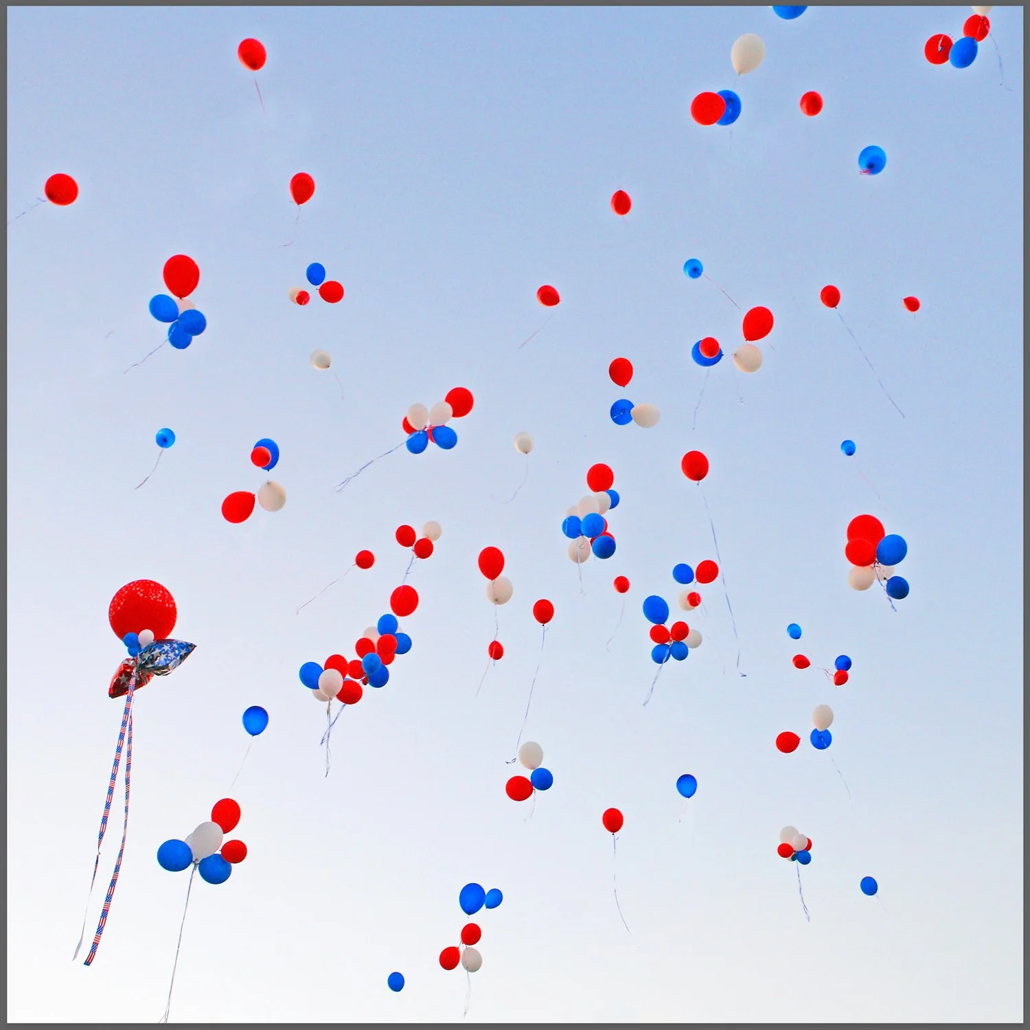 097_July-4_balloons_5400_v3,1_©AndySotiriou2022.jpg