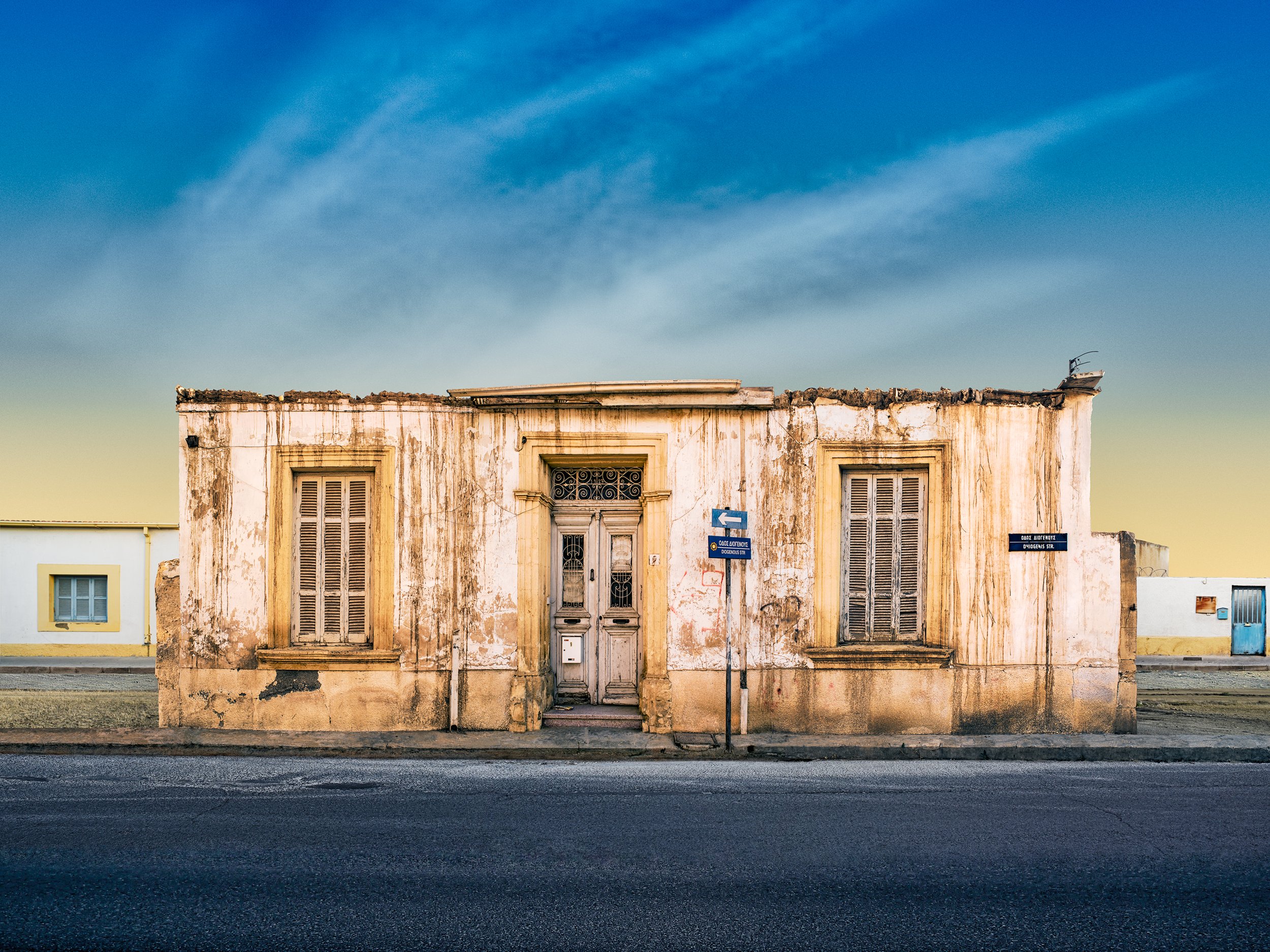 370_Lone_Building_30_Nicosia_2292-2295_hdr35_©AndySotiriou2018.jpg