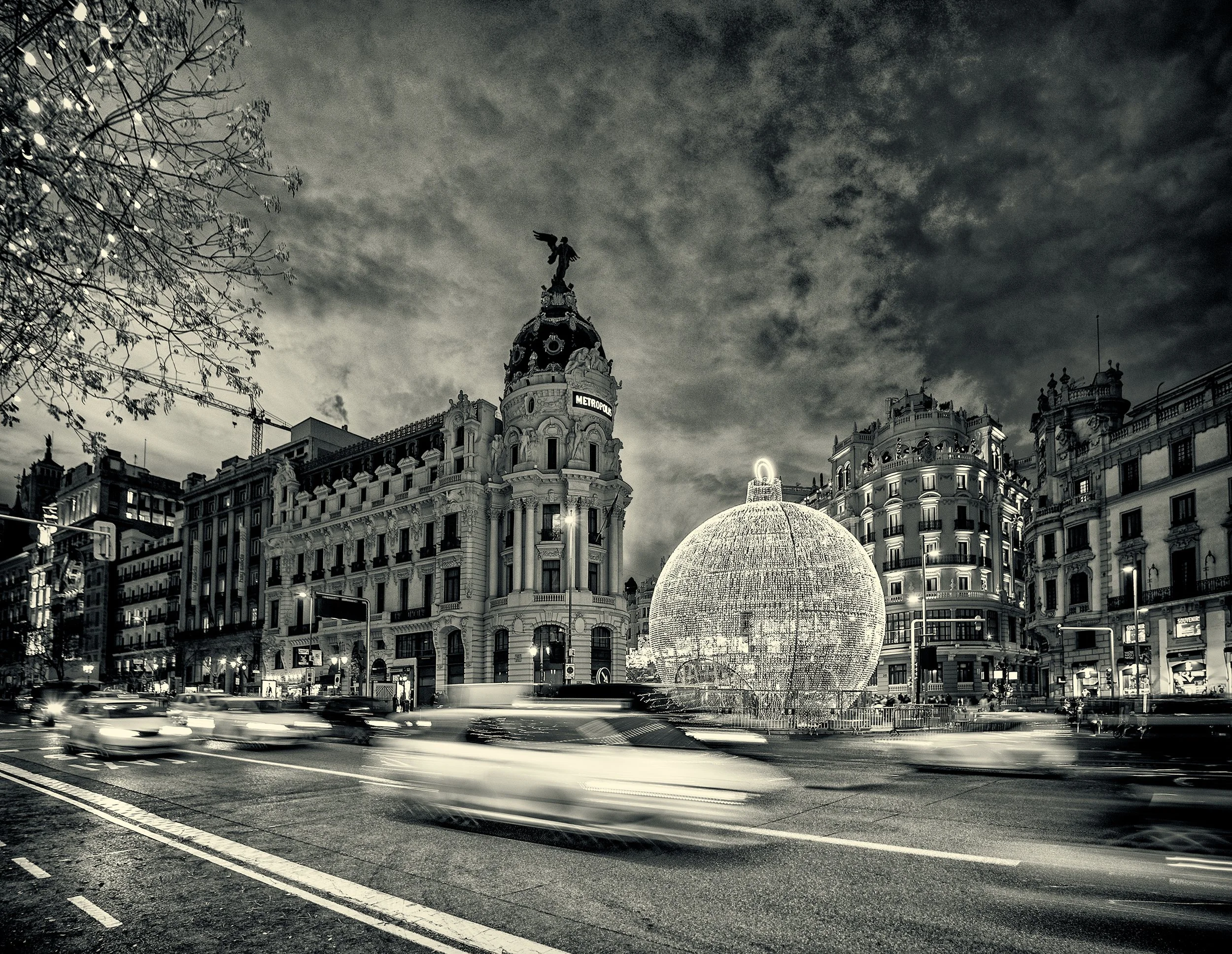 115_Metropolis_bldg_Madrid_LG90510_©AndySotiriou2020.jpg
