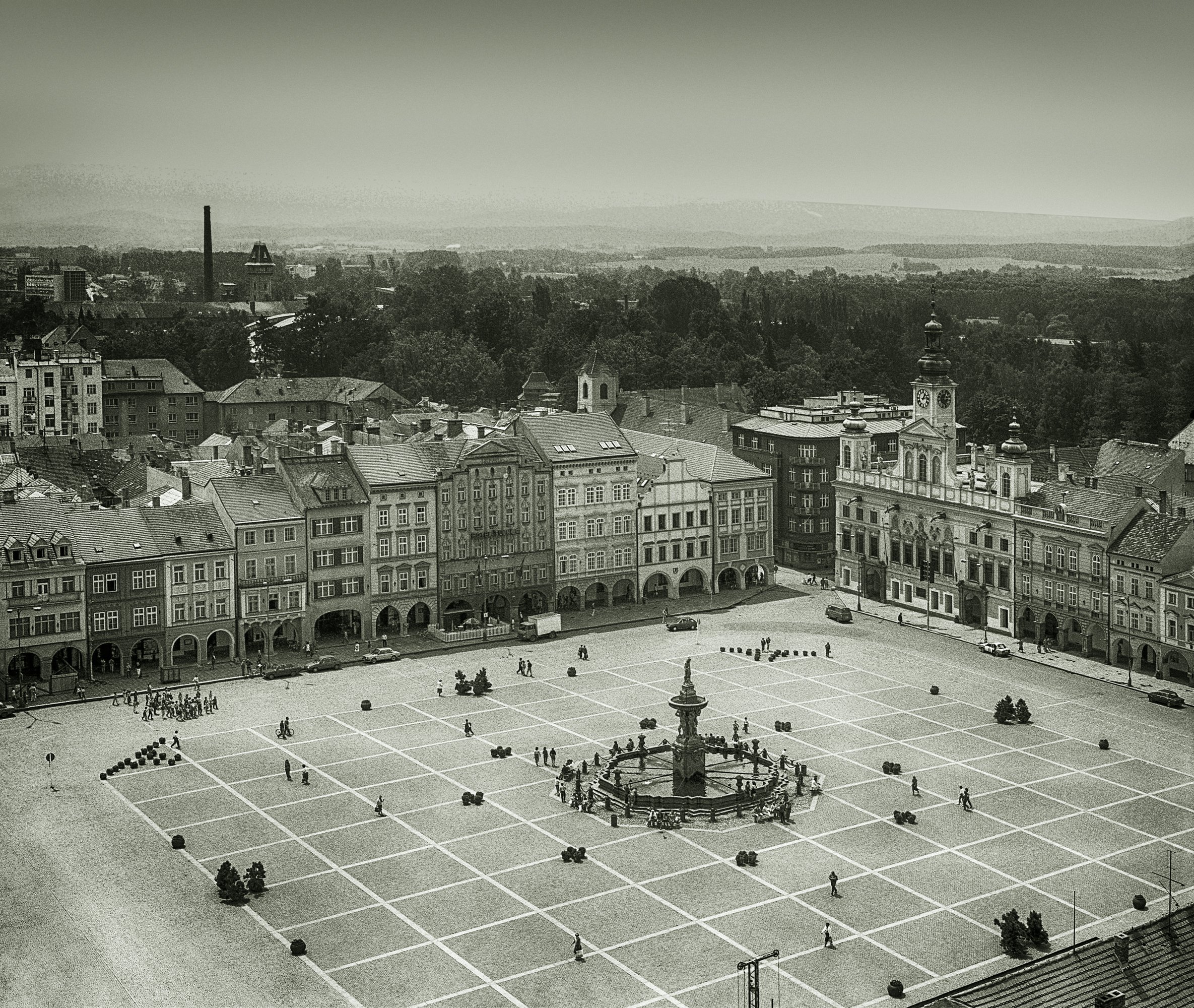 78_ROLL65_Cesky Budejovice_Czechoslovakia_1989_neg33_hdr31_v5_©AmdySotiriou2023.jpg