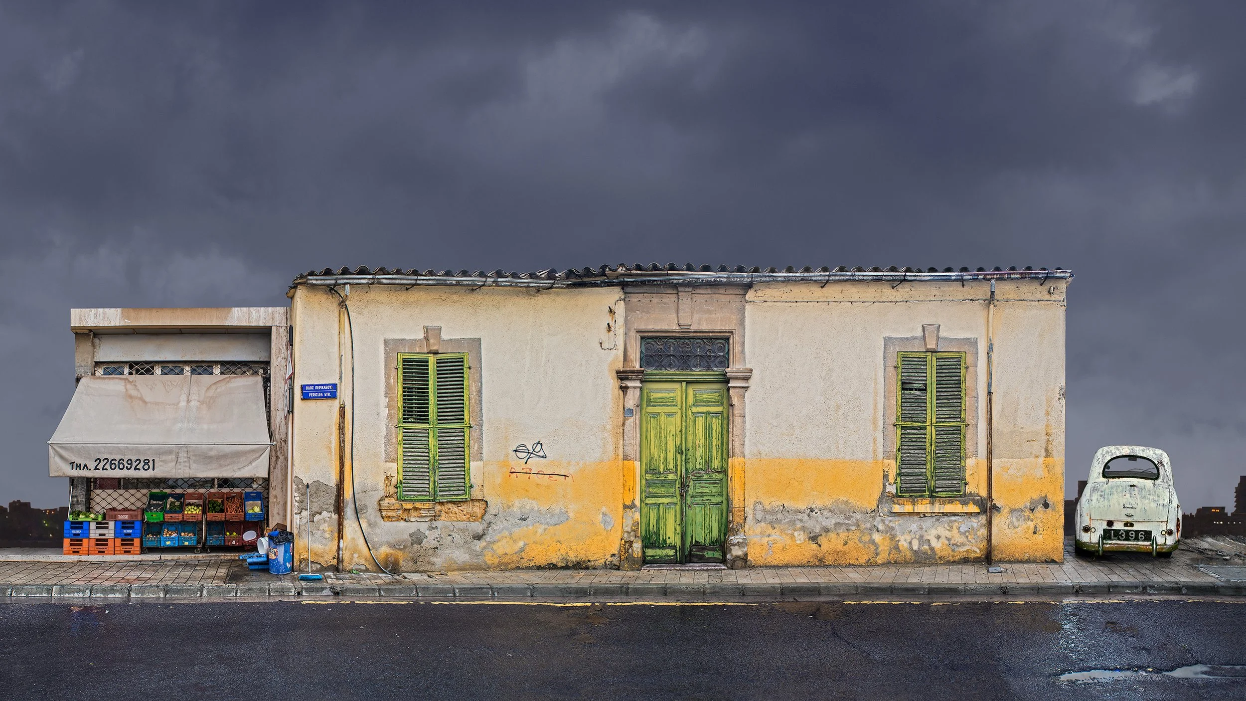300_Lone_building_19_Nicosia_1803_v5_©AndySotiriou2023 copy.jpg