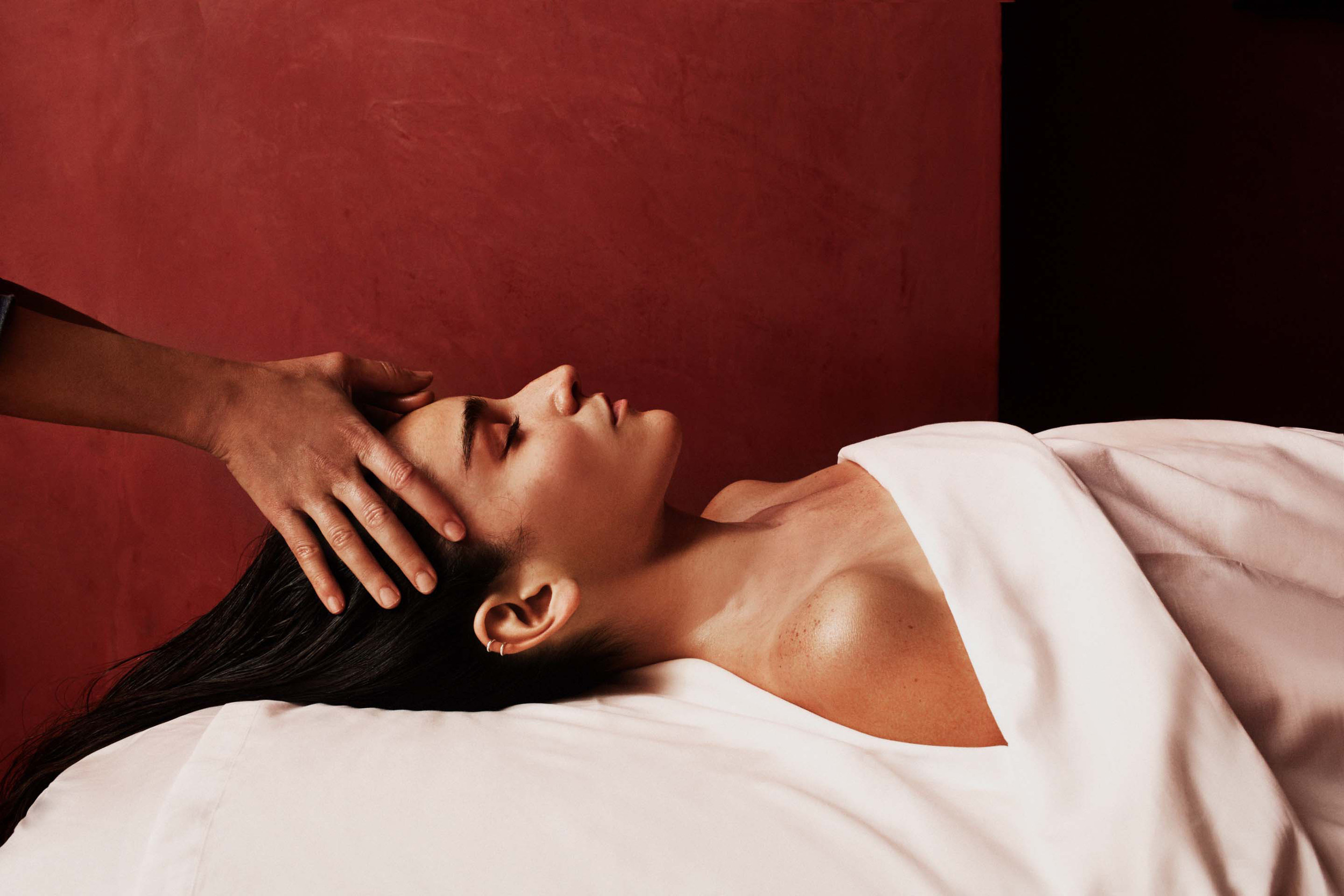 Photography: Nina Merikallio, Art Direction & Styling: Saana Hellsten, Model: Paola Rodriguez Muñoz