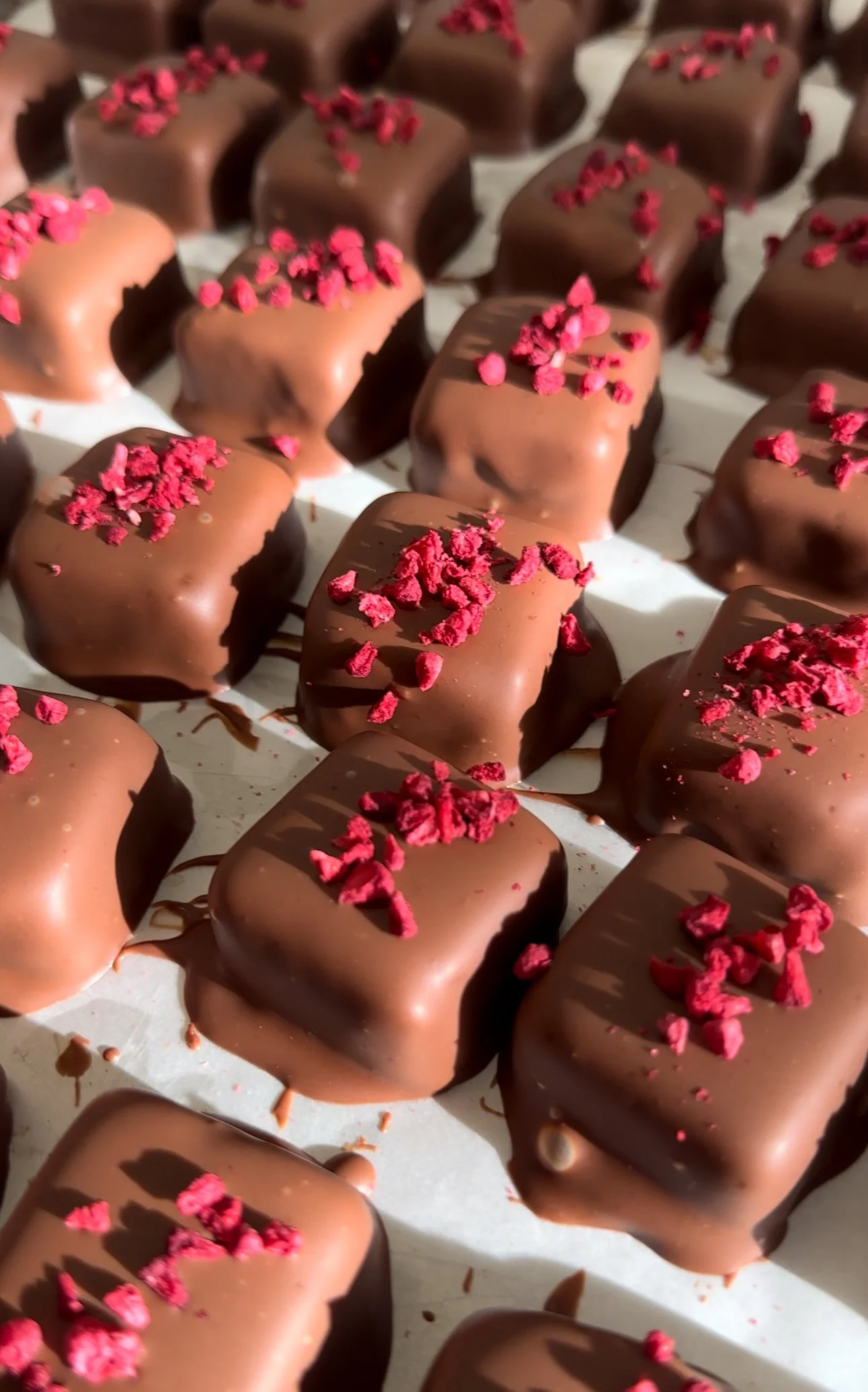 MIXED CHOCOLATE GIFTBOX