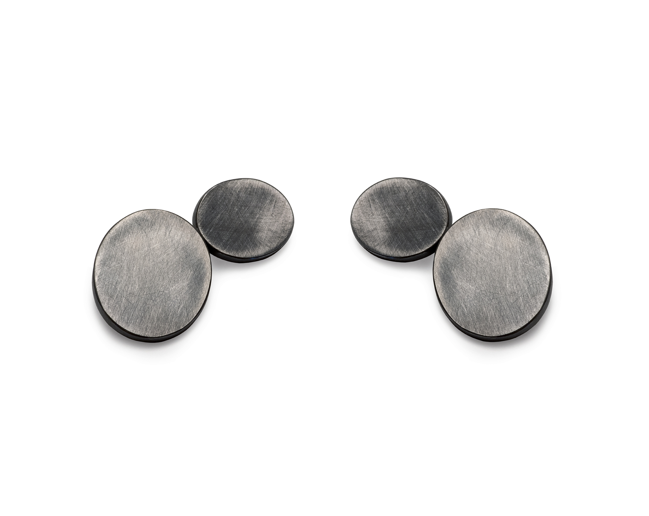 Chain cufflinks low res.jpeg