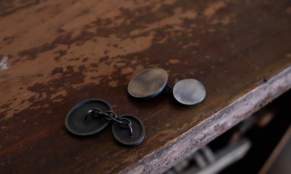 Chain cufflink 2 low res.jpeg