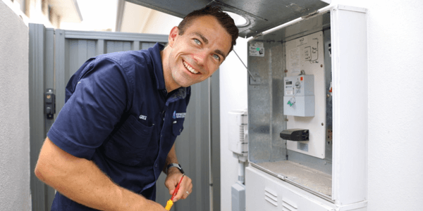  Response Electricians - Your Perth Electrician | High Quality Electricians