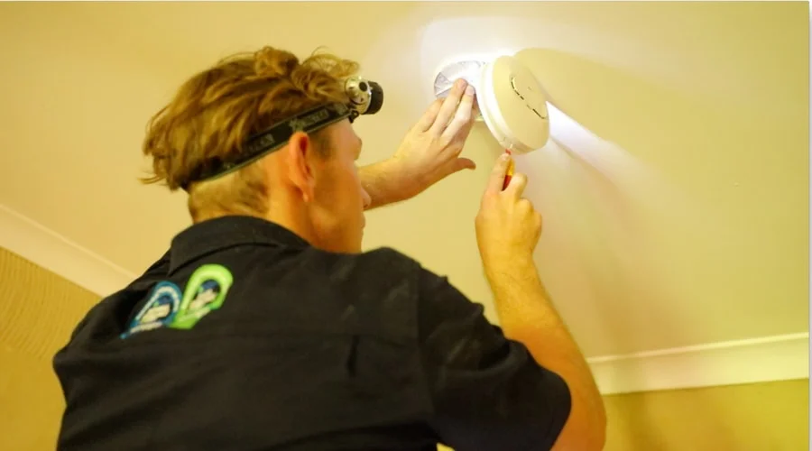 Replace Your Smoke Alarm Every 10 Years