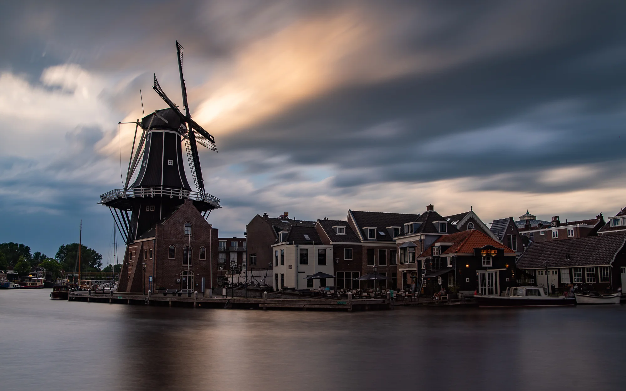 De storm in aankomst