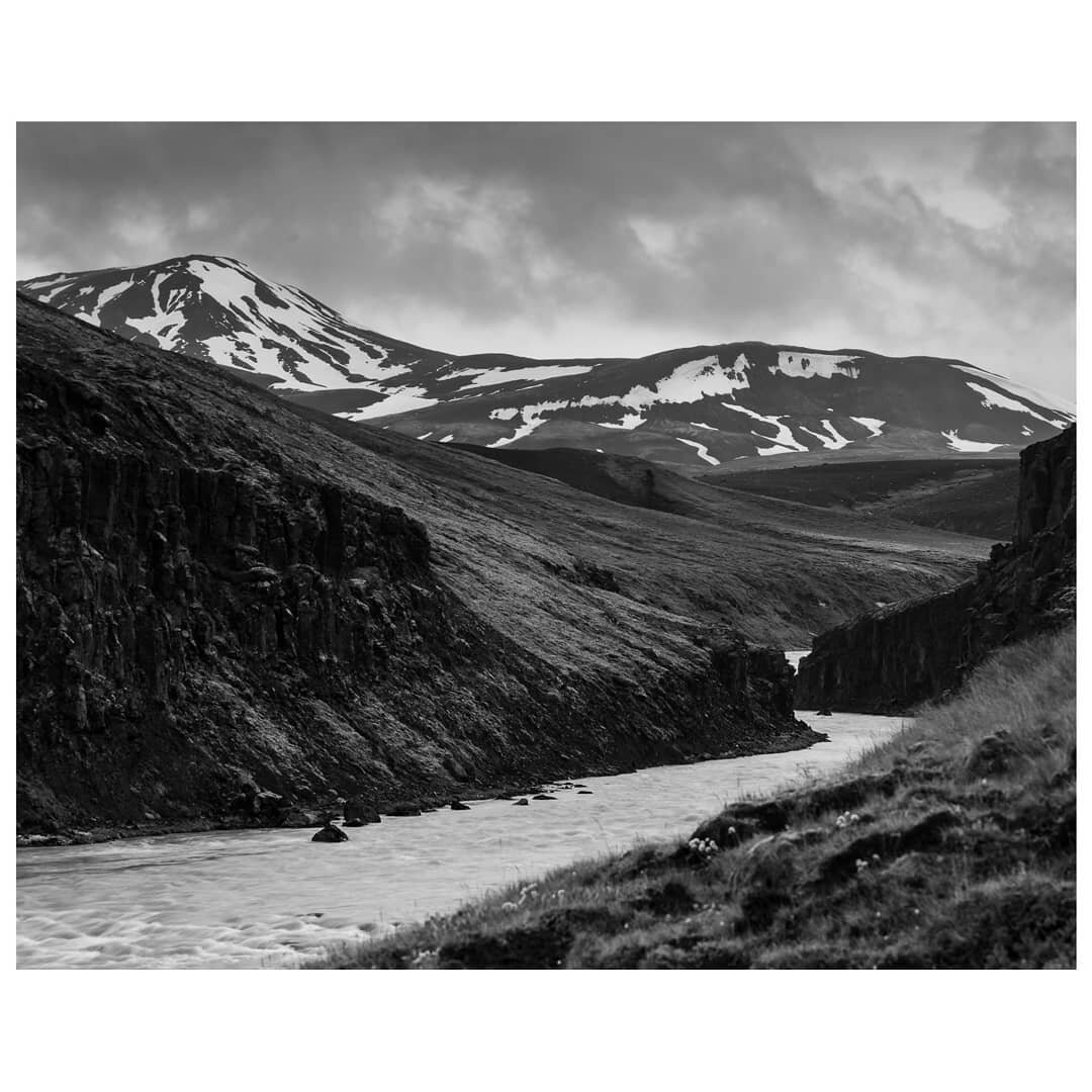 A wild river in the Icelandic Highlands en route to the remote Kerlingarfj&ouml;ll campsite. In some of these wild places you find little huts that can be used for winter refuge. 

#icelandichighlands #wildriver #kj&ouml;ler #f35 #basalts #blackandwh