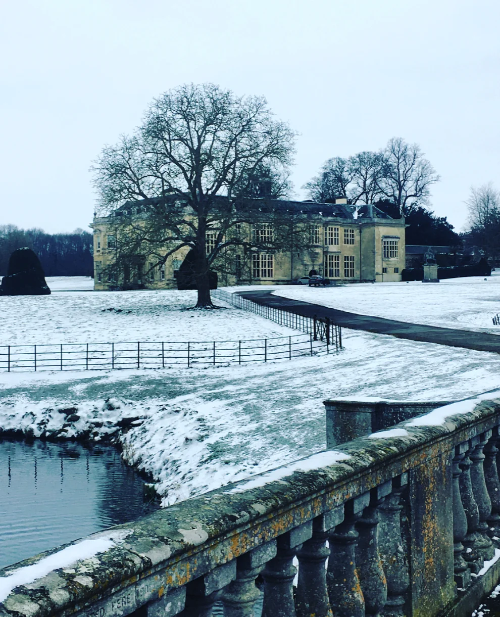 Hartwell House in the snow.