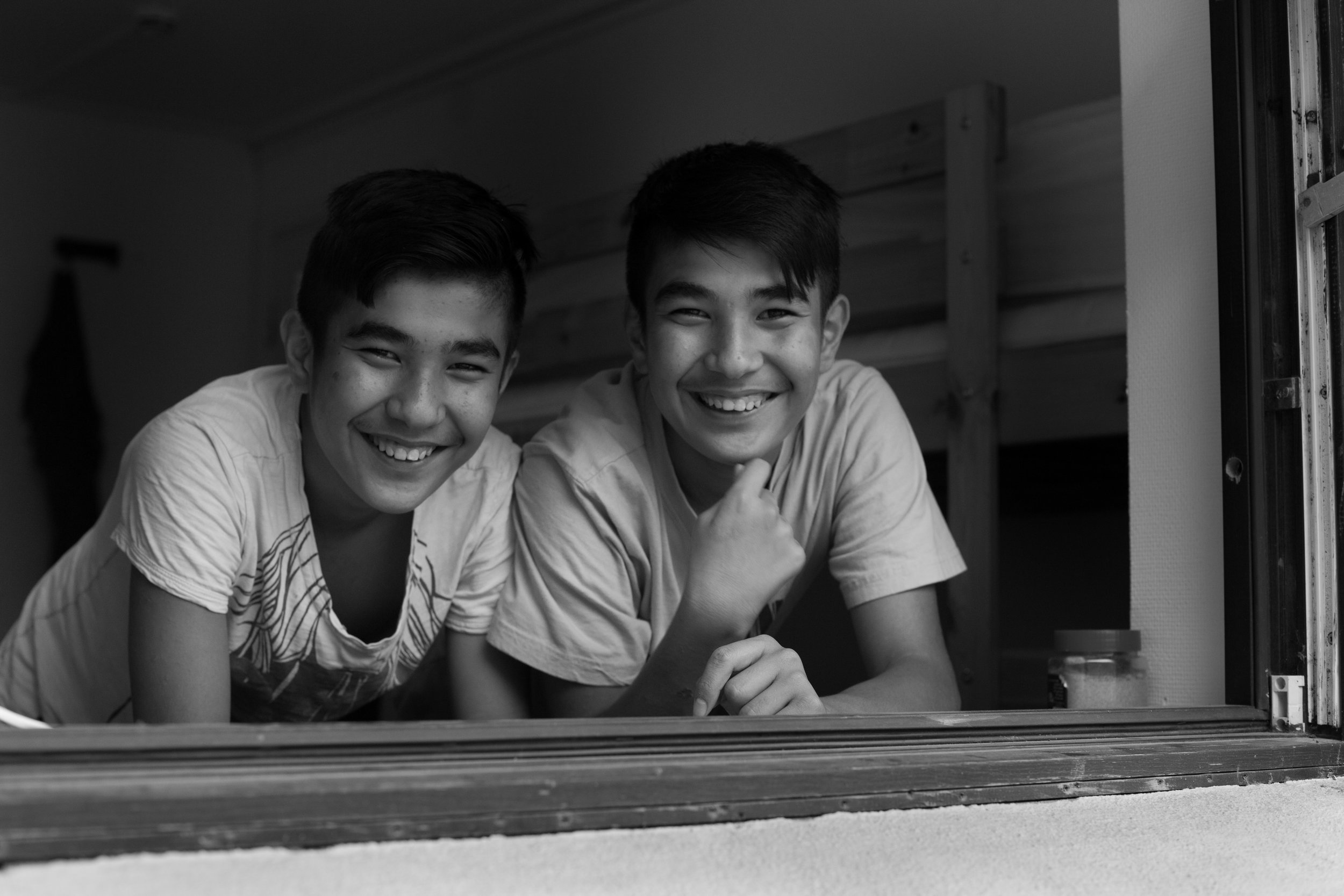 Hadi & Mahdi arrived in Sweden at the age of 11 in October 2015, the peak of the refugee crisis. Originally from Afghanistan, they journeyed from Iran where they were living with their mother and four older sisters. They are two of over 35,000 u